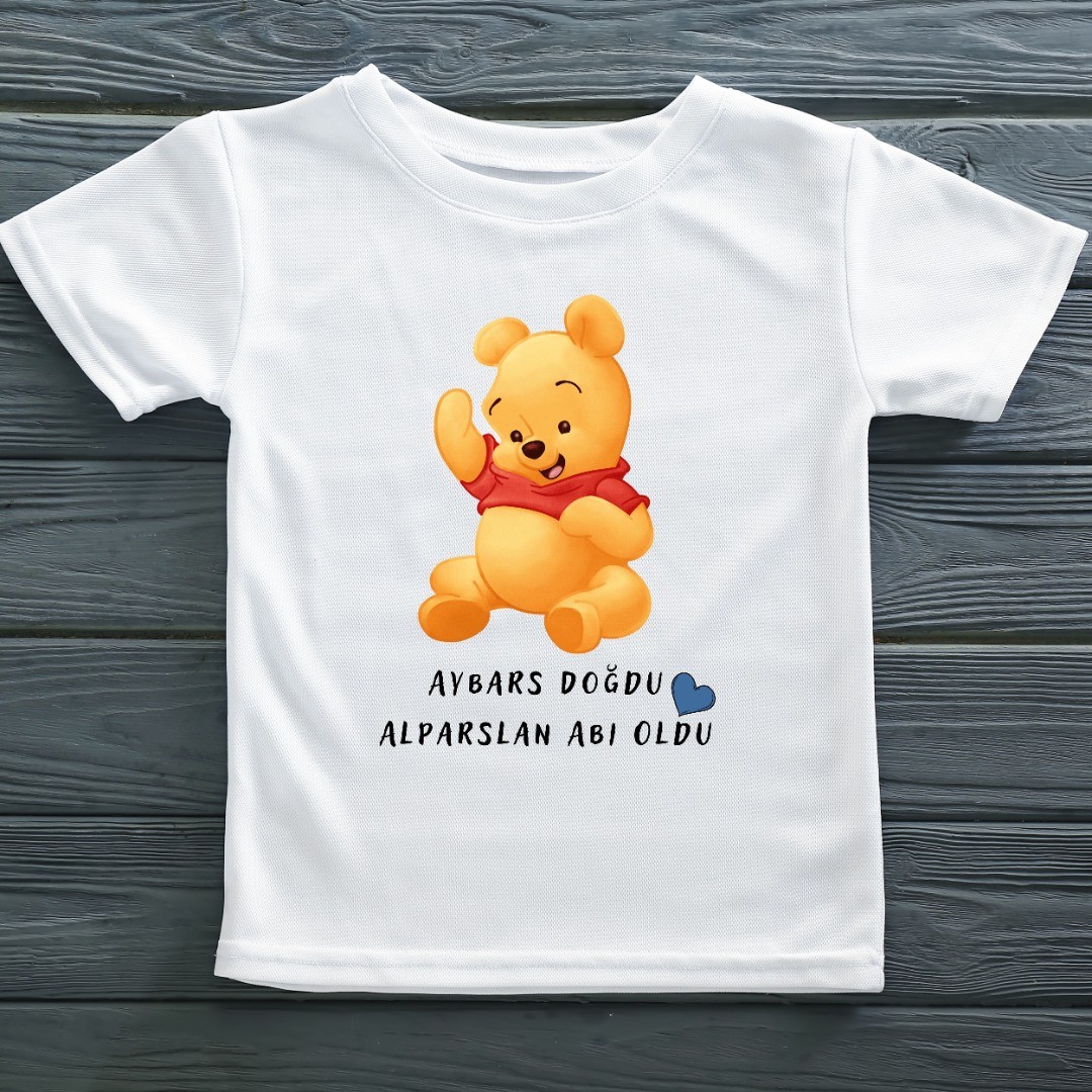 Winnie The Pooh Abi Oldu  Kişiye özel Yazılı Çocuk Tişörtü