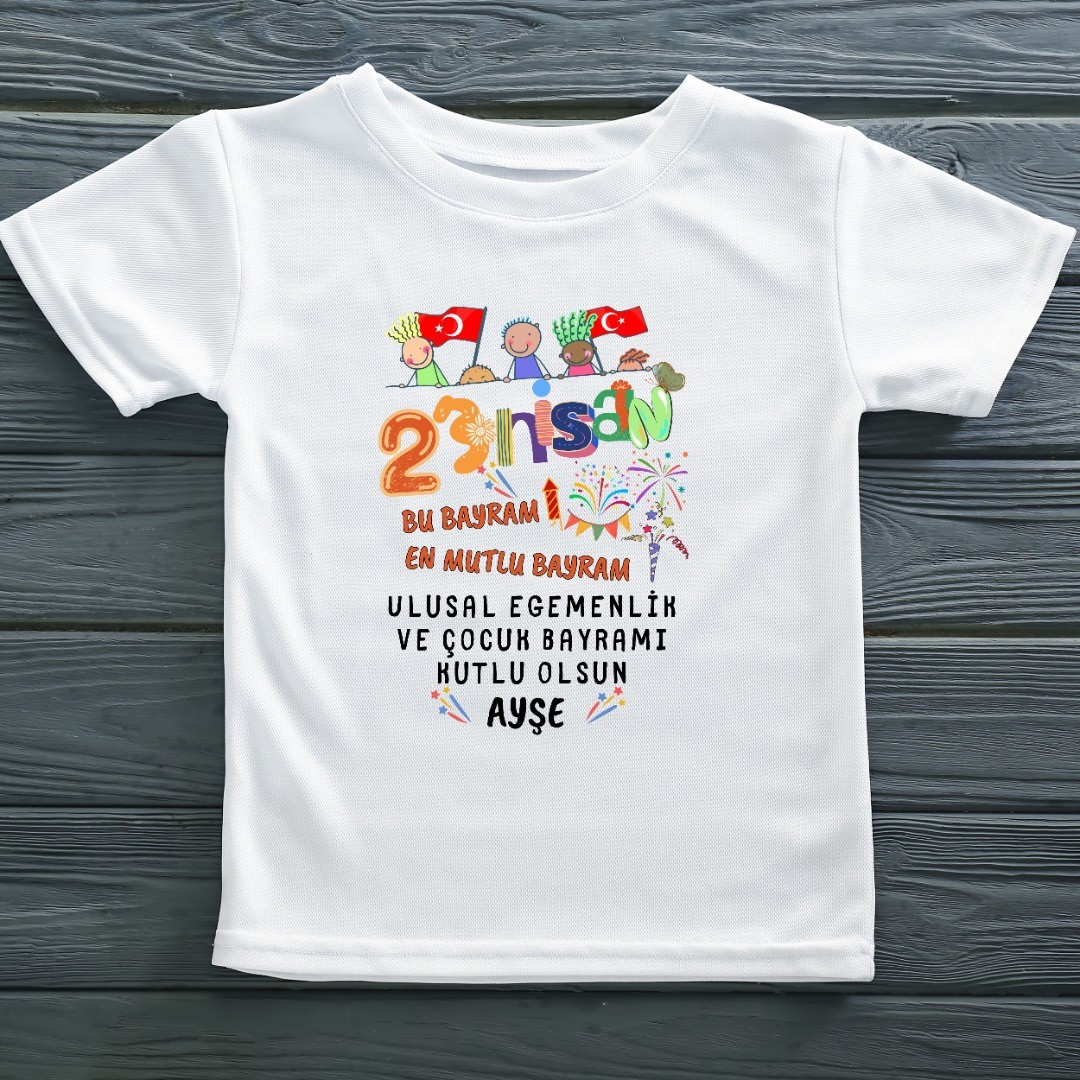 Bu Bayram en Mutlu bayram 23 Nisan Çocuk Bayramı Yazılı Çocuk Tişörtü