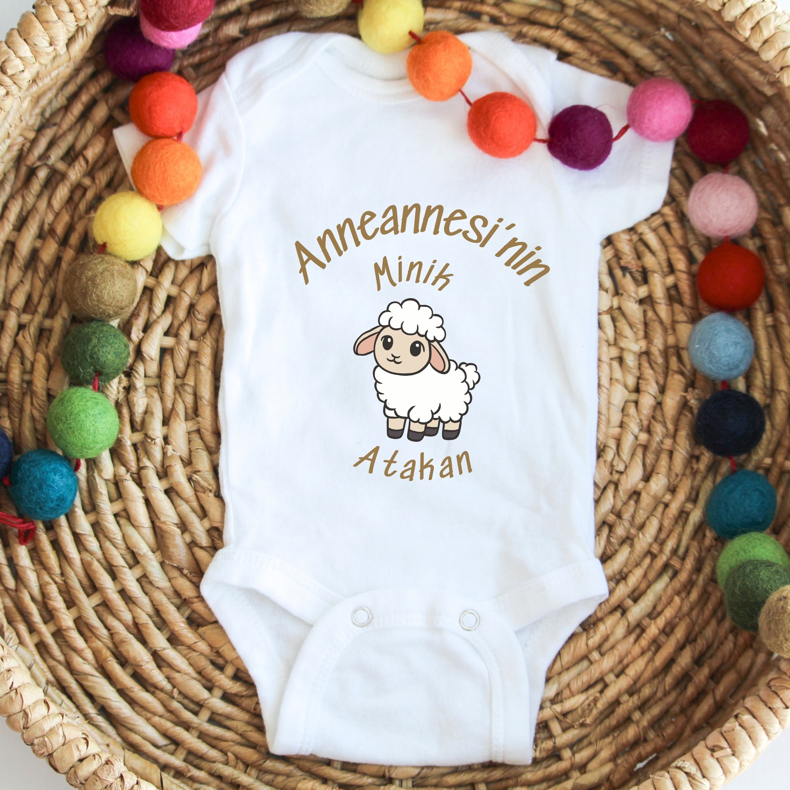 Minik Kuzusu Yazılı Kişiye Özel Bebek Zıbın