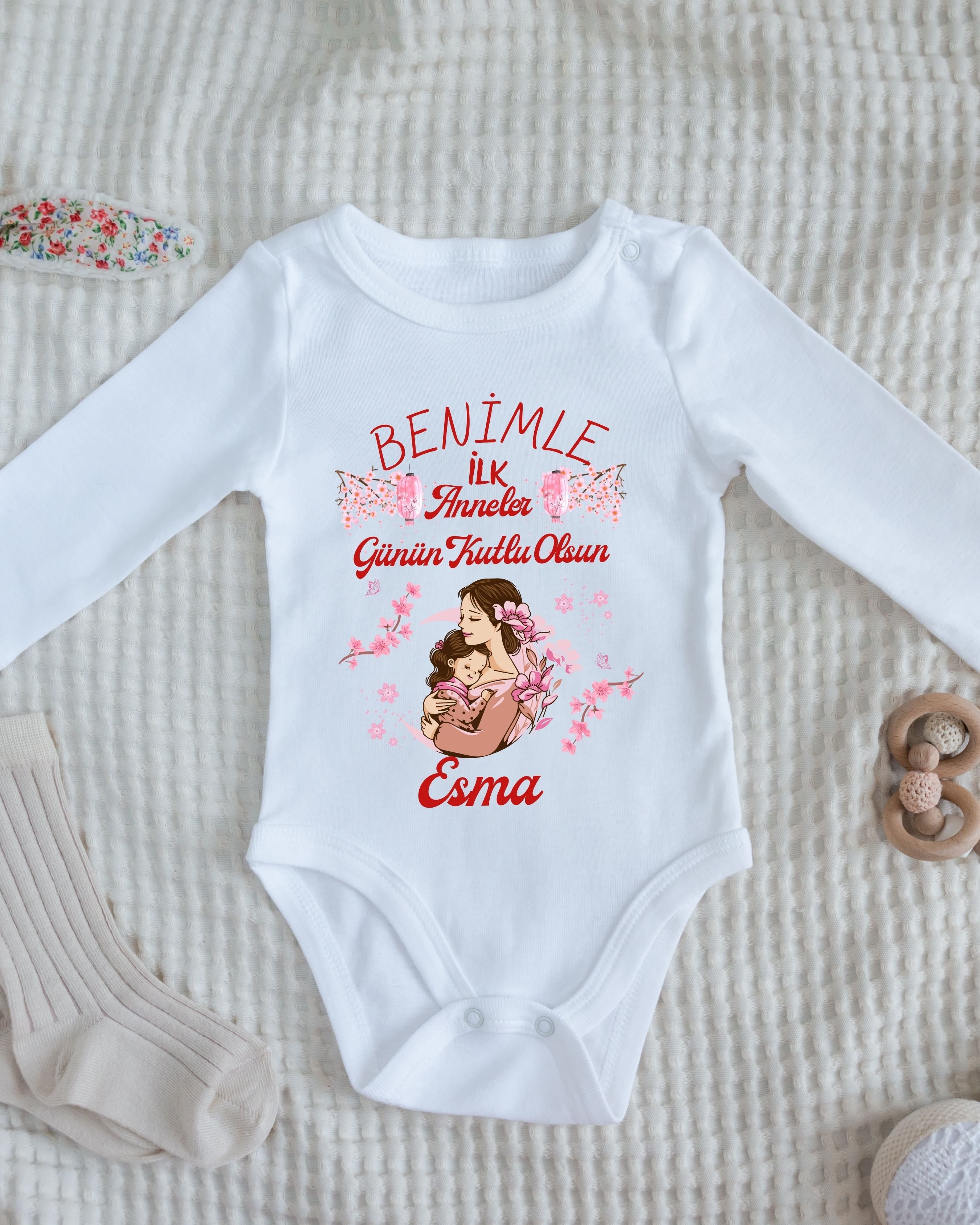 Benimle İlk Anneler Gününe özel Yazılı Kişiye özel Bebek Zıbın %100 Pamuk