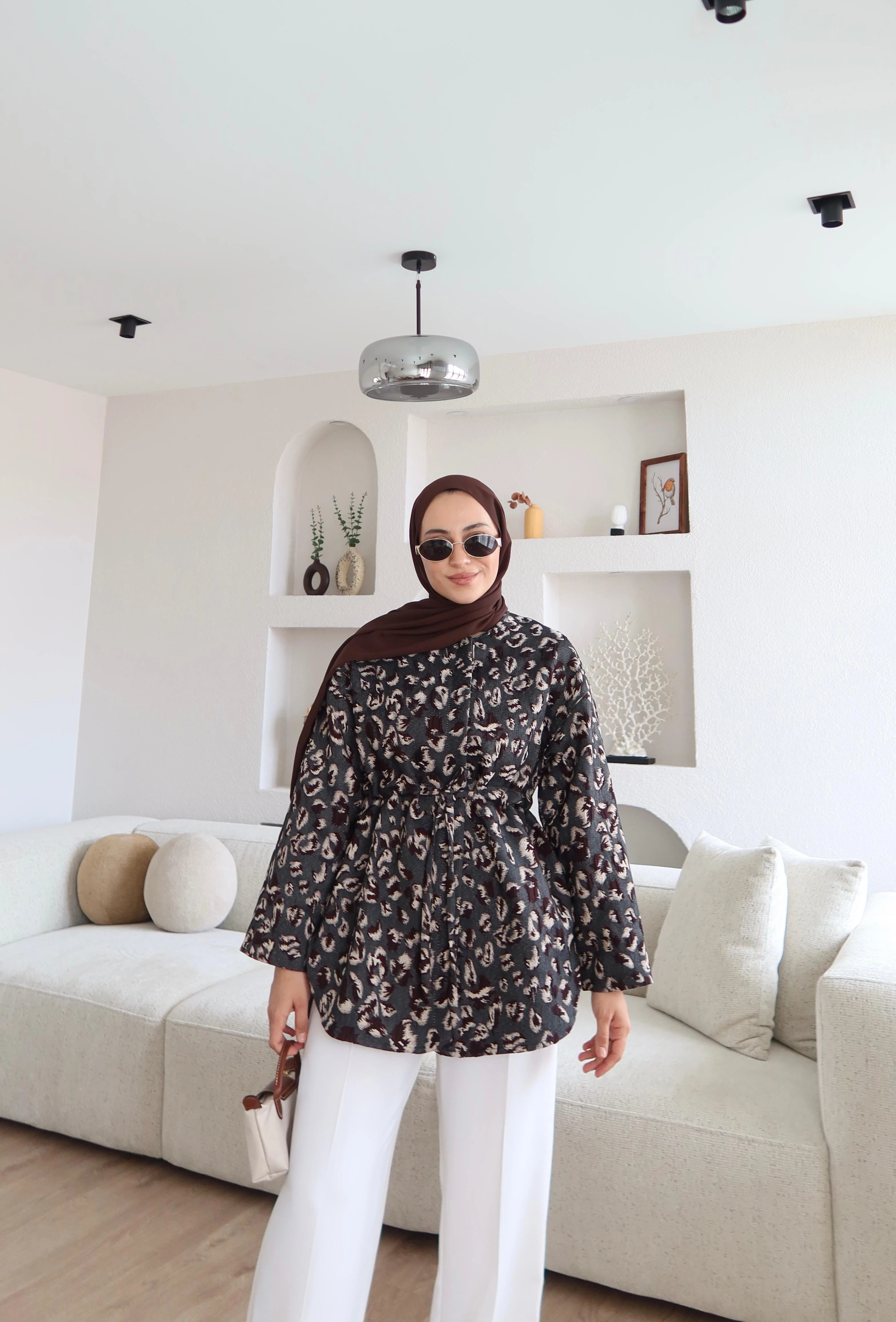 Kabartma Yaprak Desenli Ceket Acı Kahve  main variant image