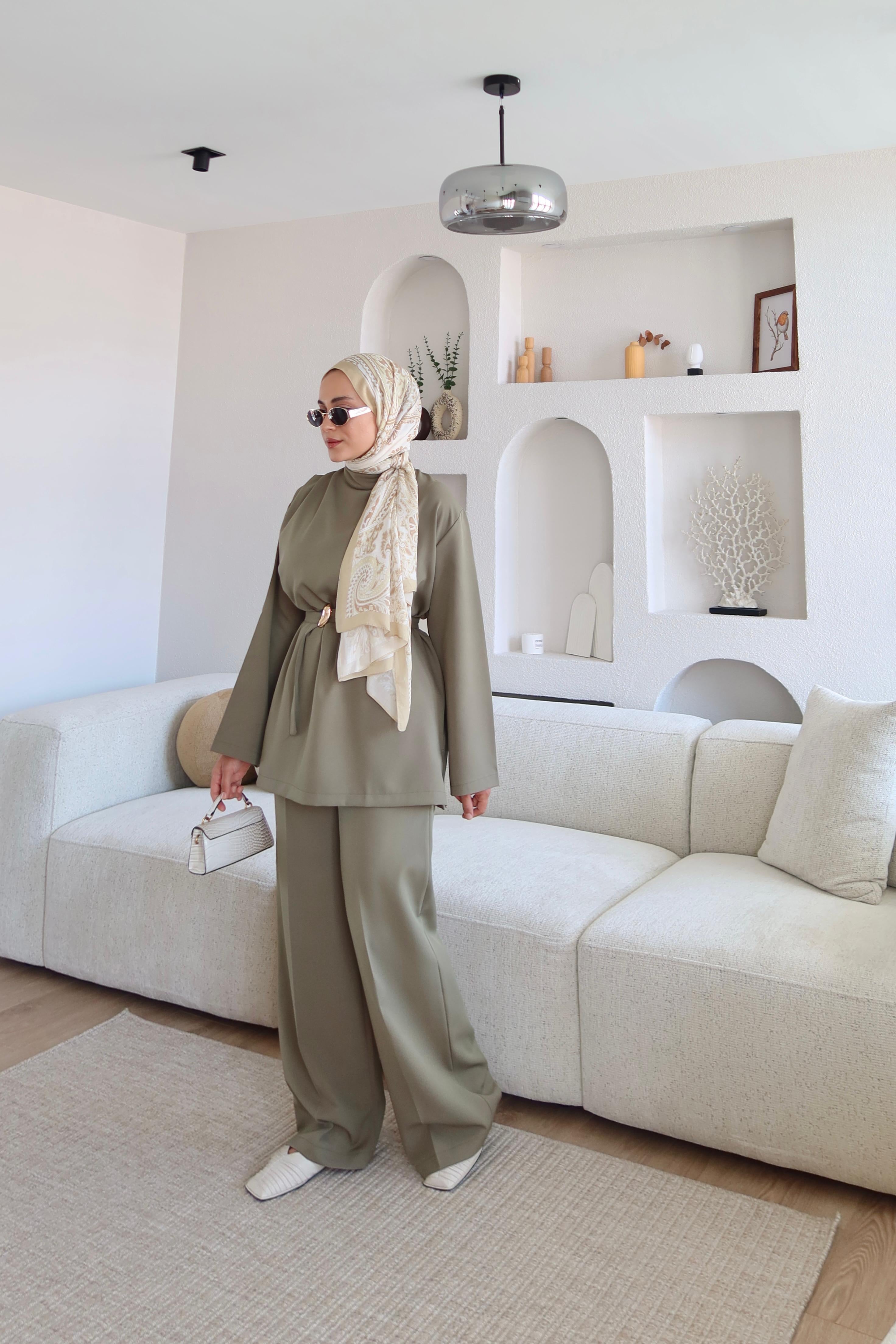 Gold Broş Detaylı Pantolon Takım Haki 