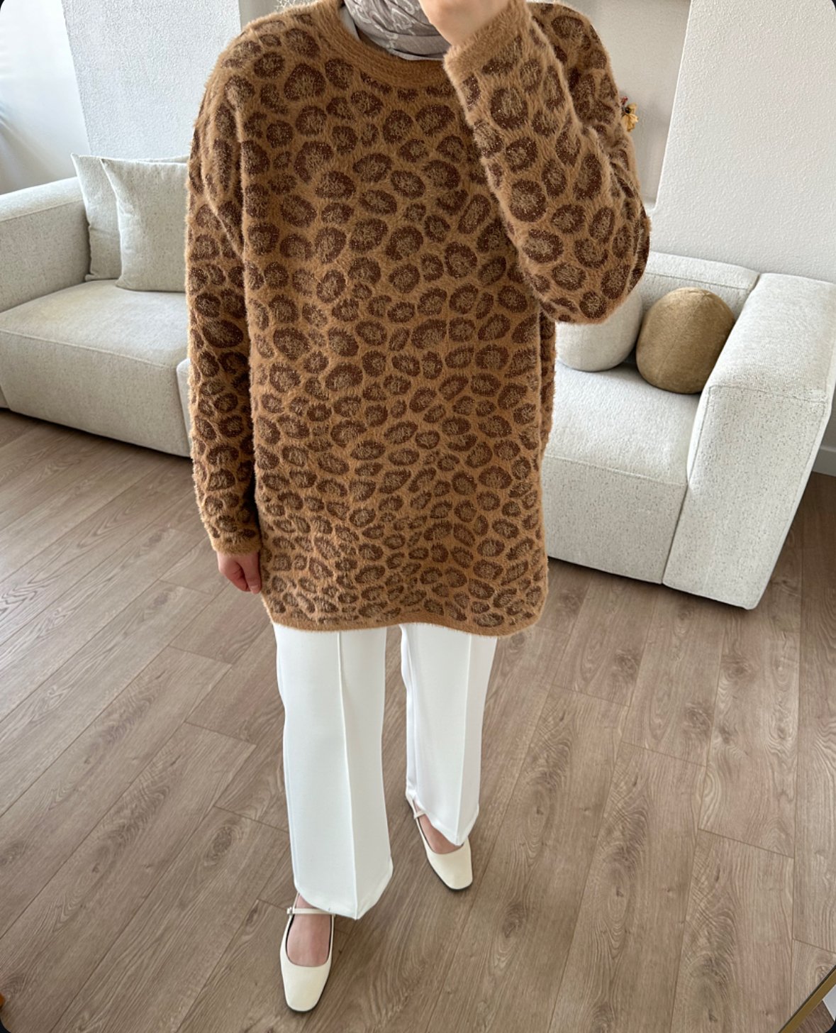 Leopar Desenli Kazak Camel X Scuba Çımalı Beyaz Pantolon