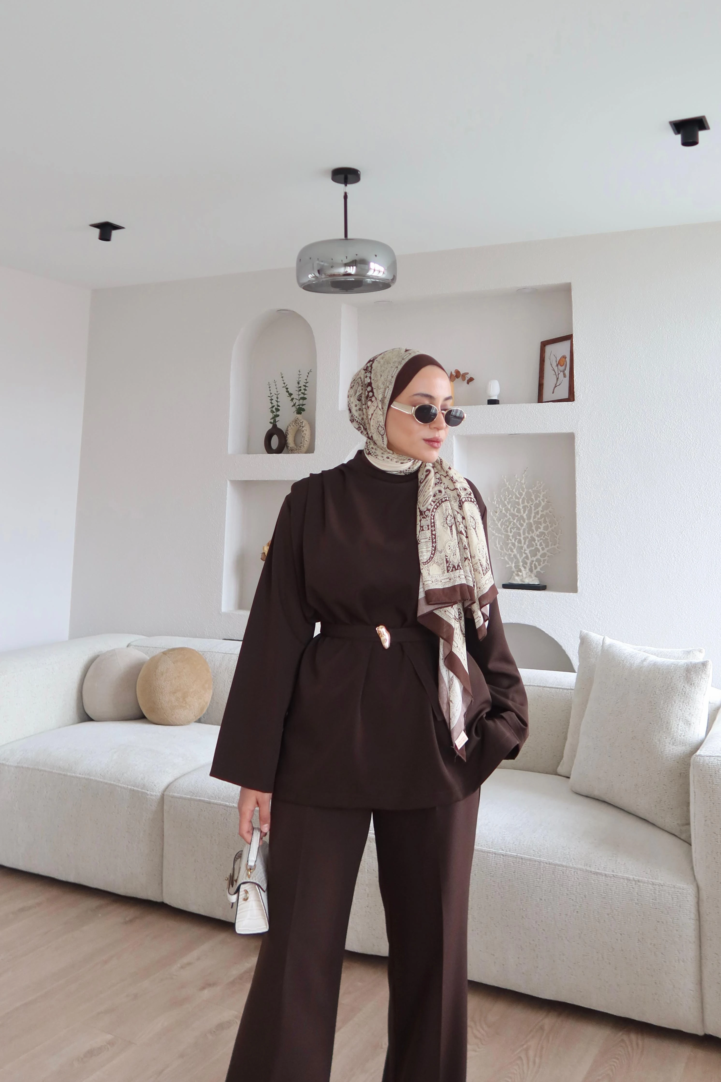 Gold Broş Detaylı Pantolon Takım Acı Kahve (Ön Sipariş)