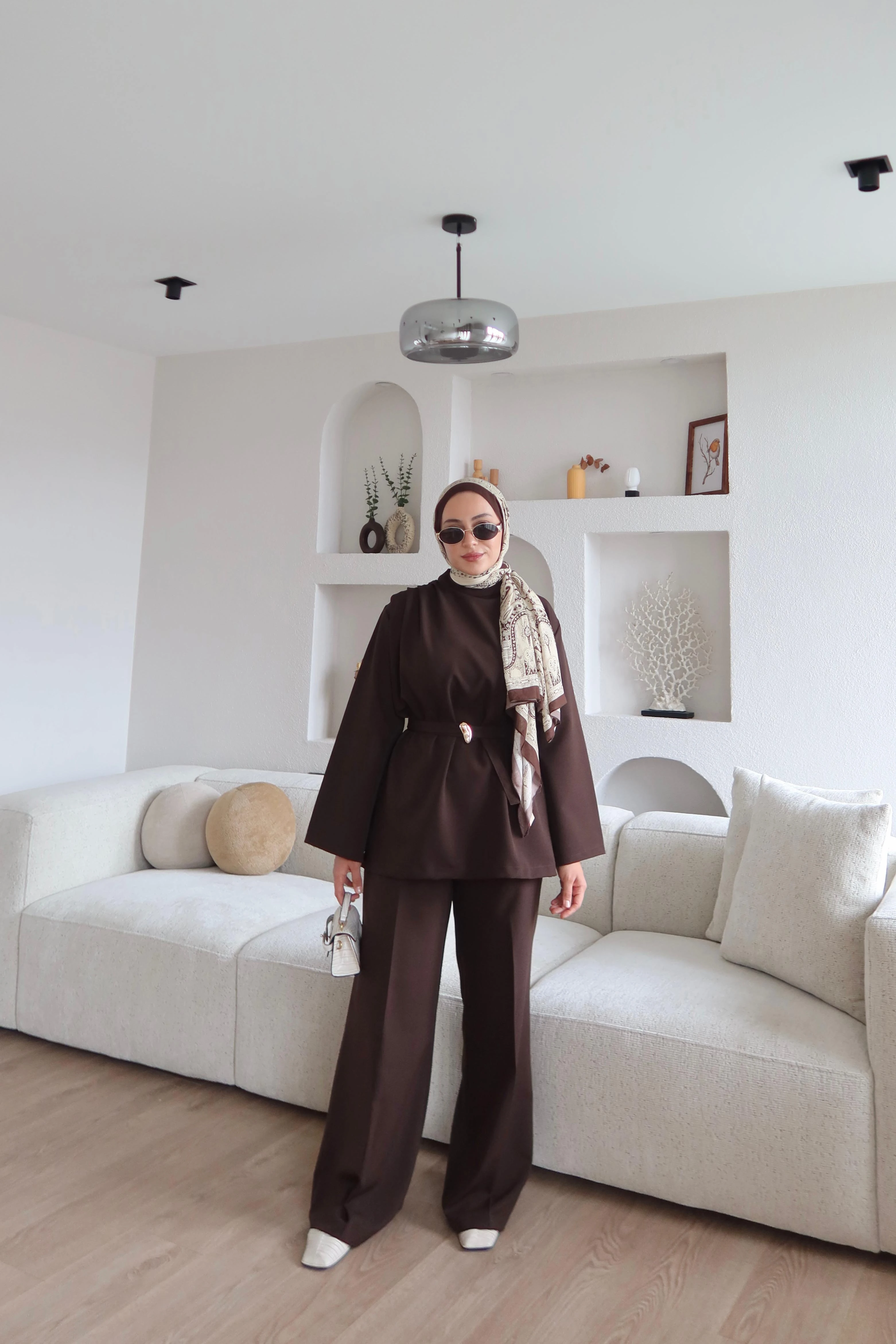 Gold Broş Detaylı Pantolon Takım Acı Kahve (Ön Sipariş)