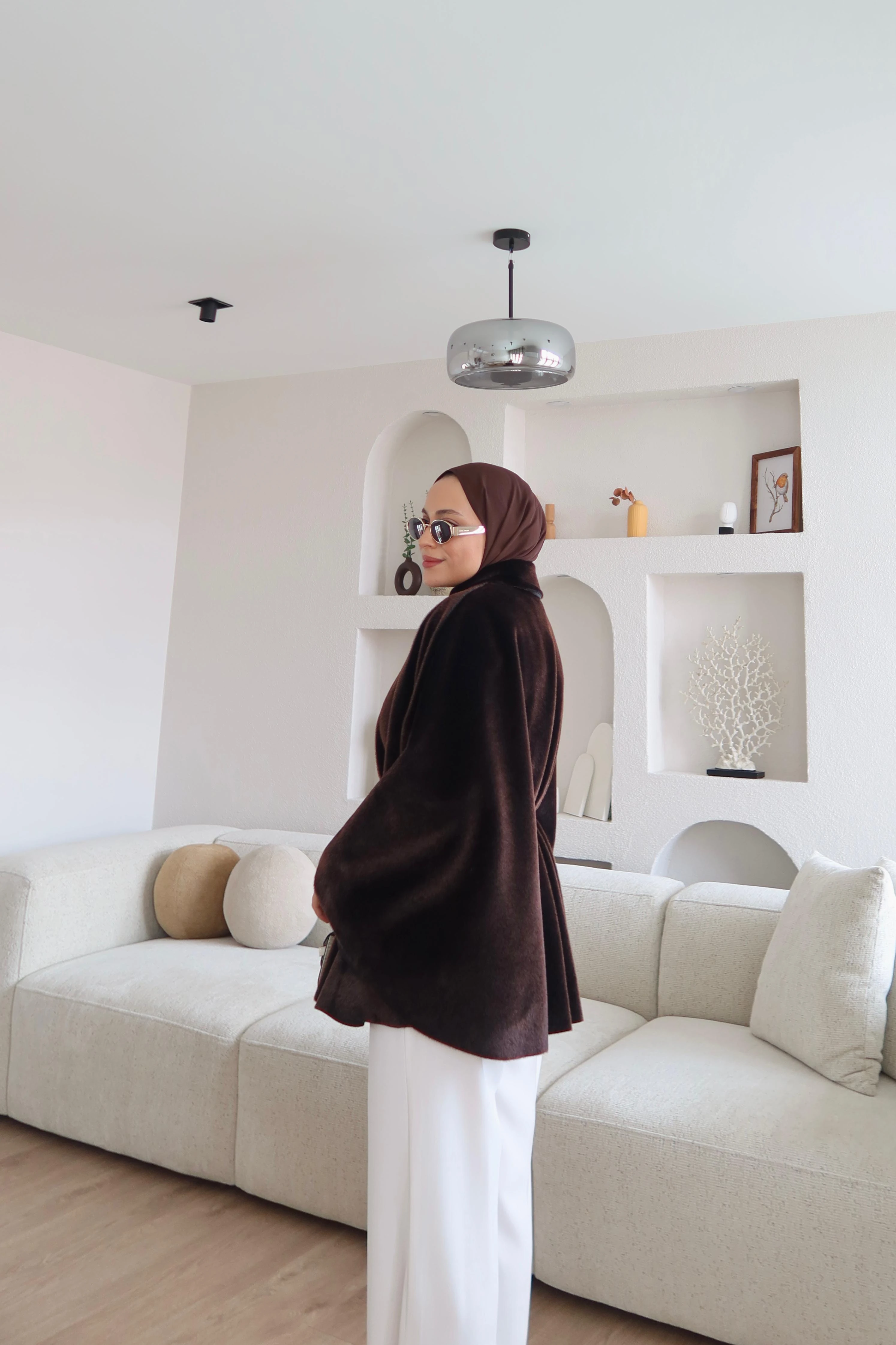 Süet Kemer Detaylı Pelerin Kaban Kahve 