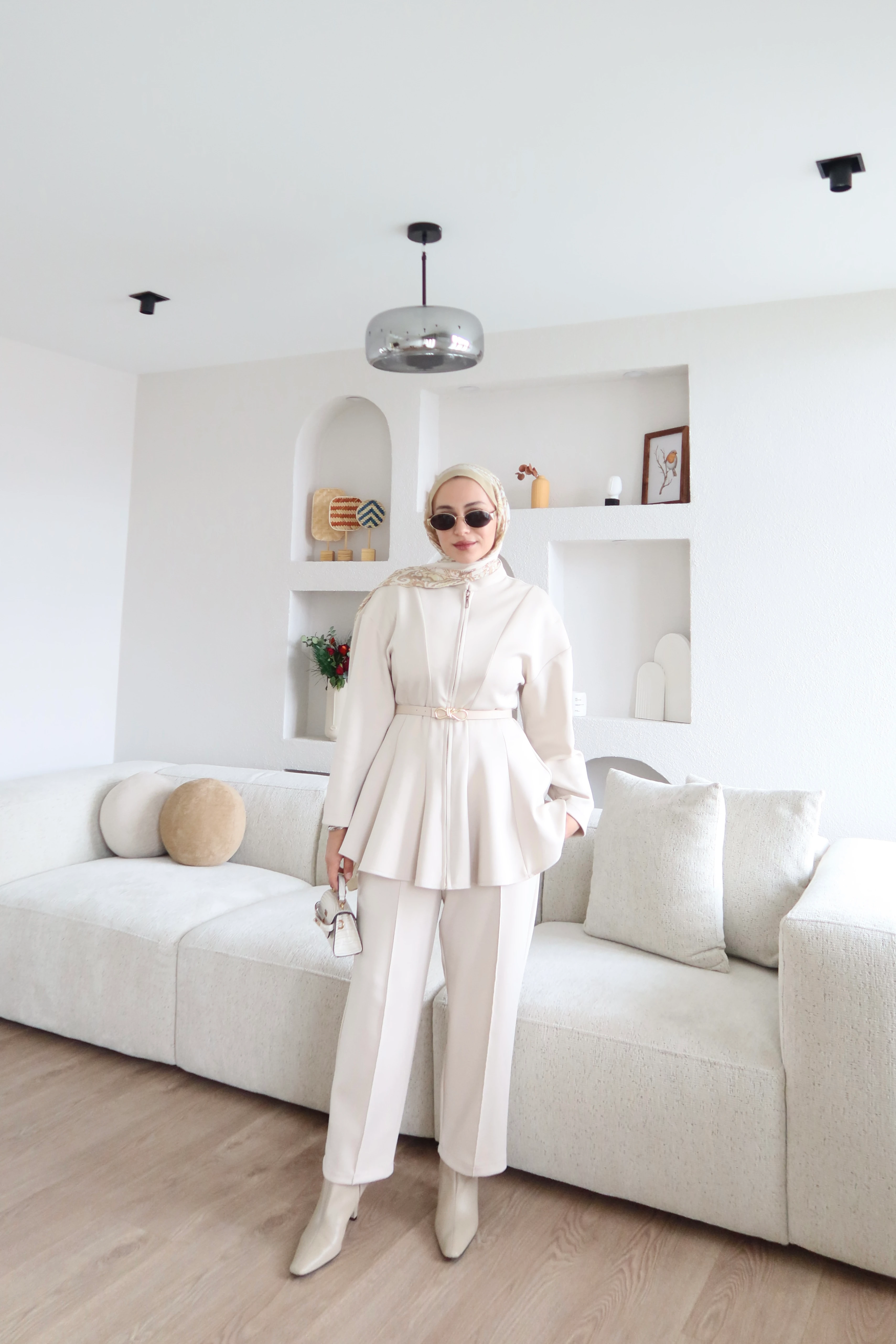 Elleon Fermuarlı Scuba Takım Bej main variant image