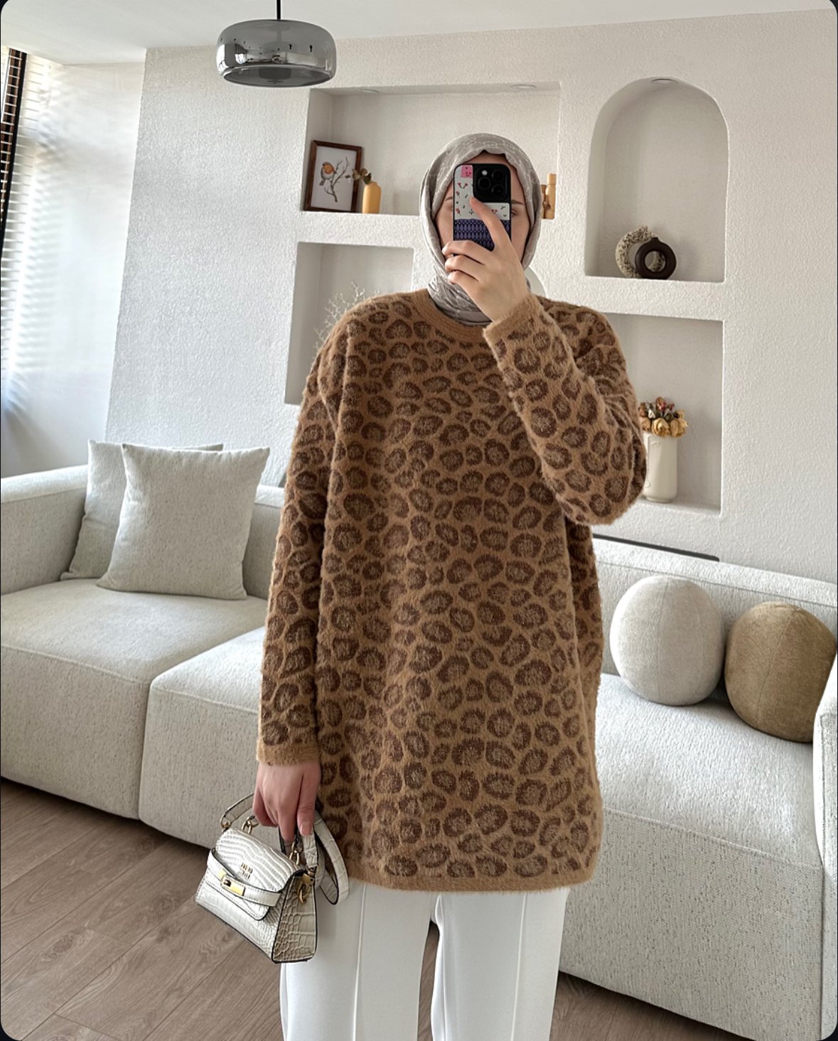 Leopar Desenli Kazak Camel X Scuba Çımalı Beyaz Pantolon