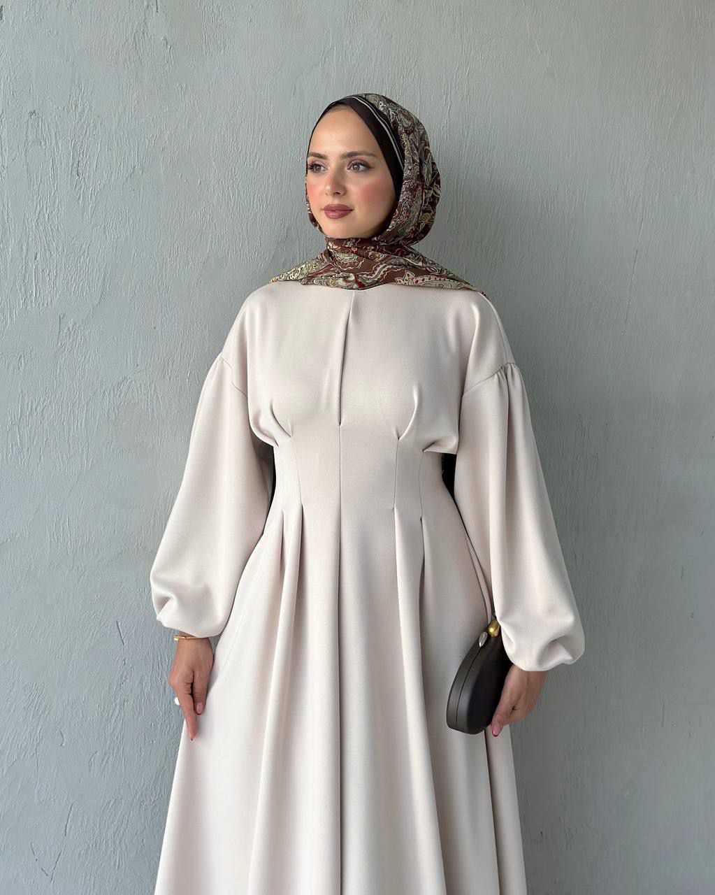 Belden Oturtmalı Elbise