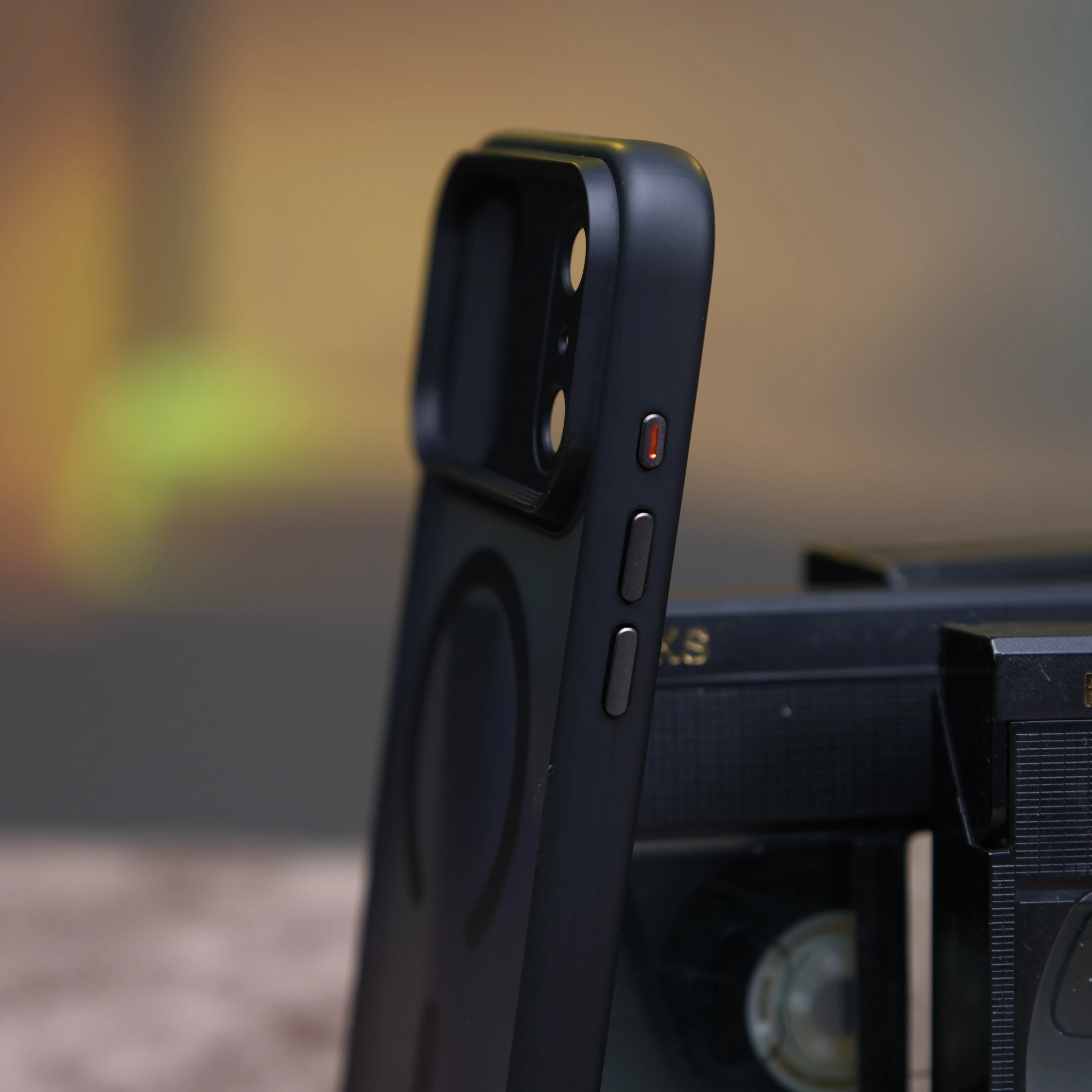 iPhone 16 Plus için Flet MagSafe'li Kılıf