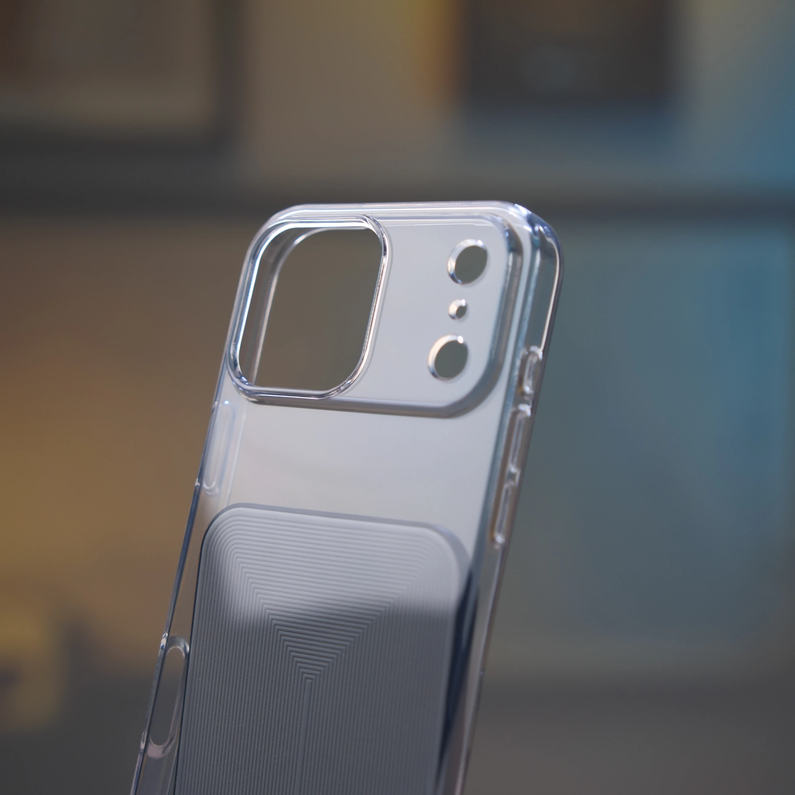 iPhone 17 Pro Max için Şeffaf Kılıf