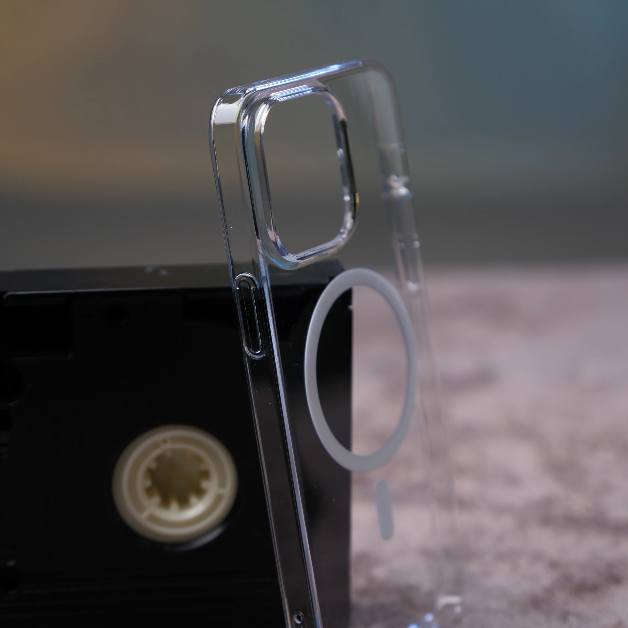 iPhone 15 Pro için We Are Clean Kılıf