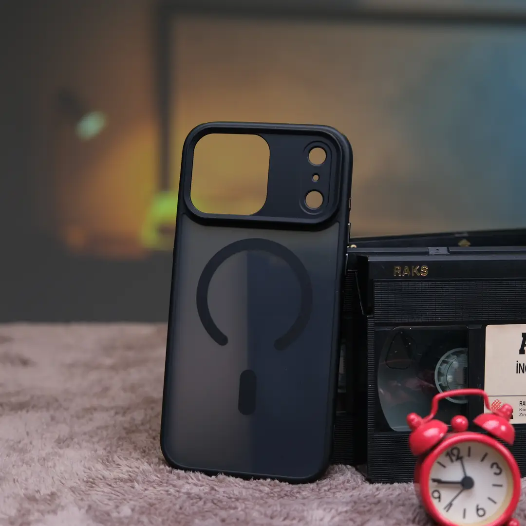 iPhone 14 Pro için Flet MagSafe'li Kılıf