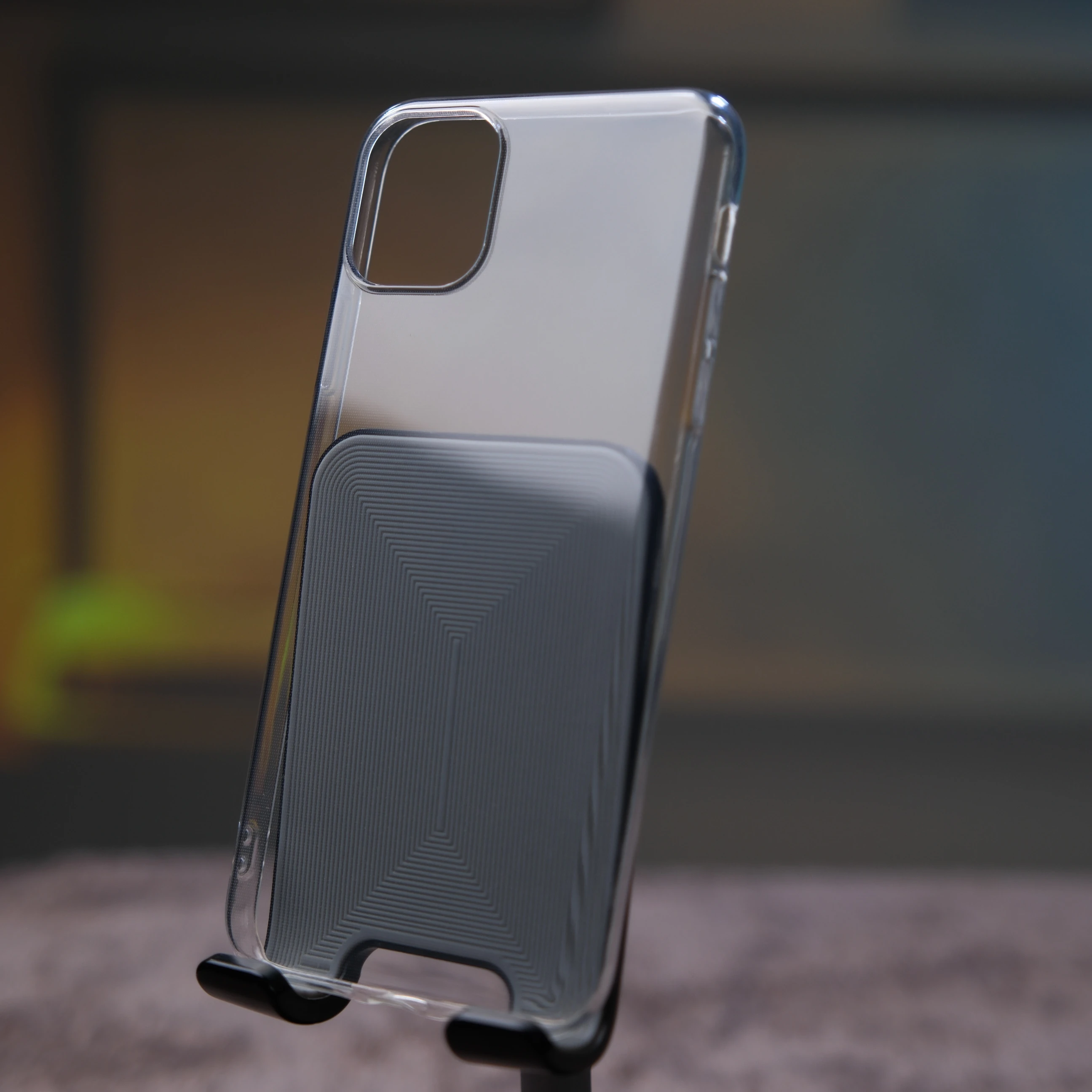 iPhone 11 için Şeffaf Kılıf