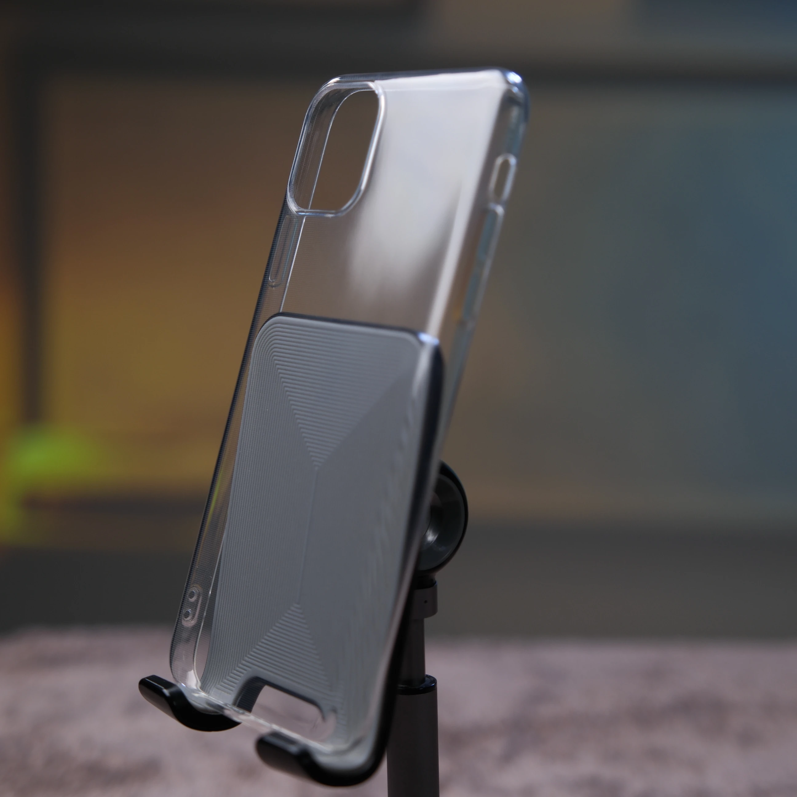 iPhone 11 için Şeffaf Kılıf