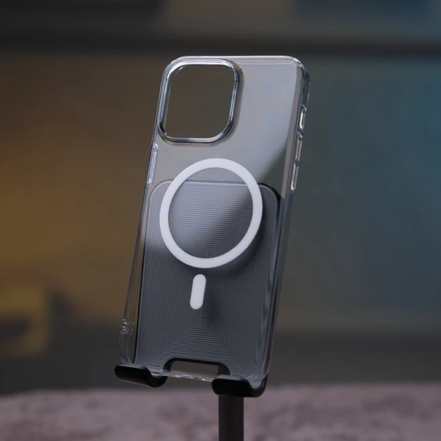 iPhone 12 Pro Max için We Are Clean Kılıf