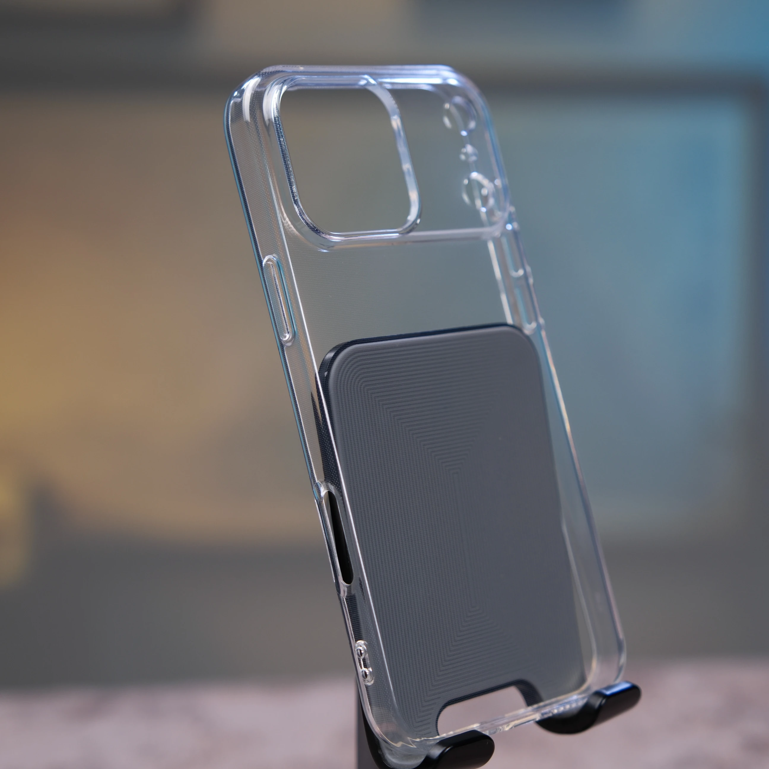 iPhone 17 Pro Max için Şeffaf Kılıf