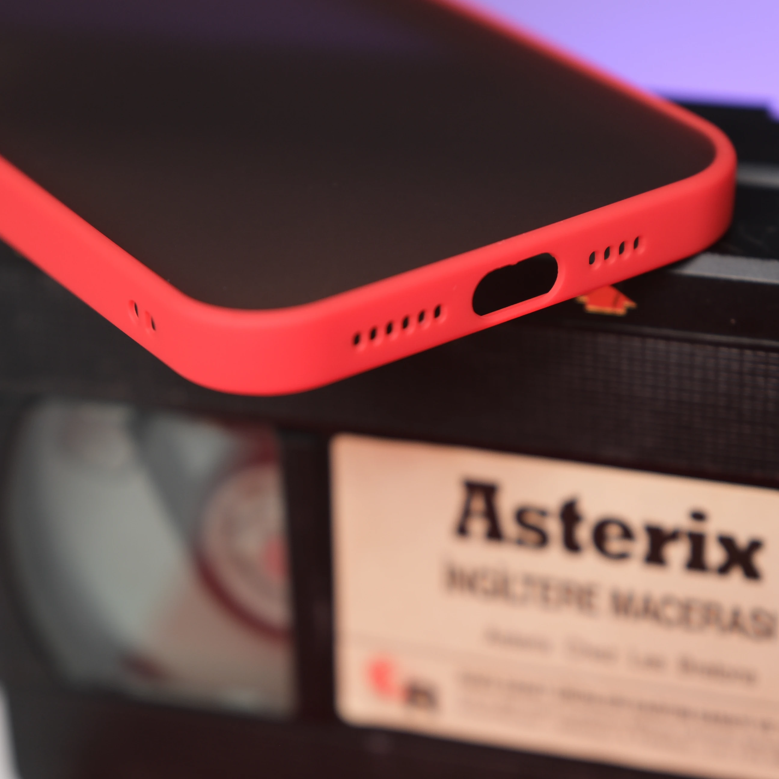 iPhone 12 Pro Max için Silikon Hux Kılıf