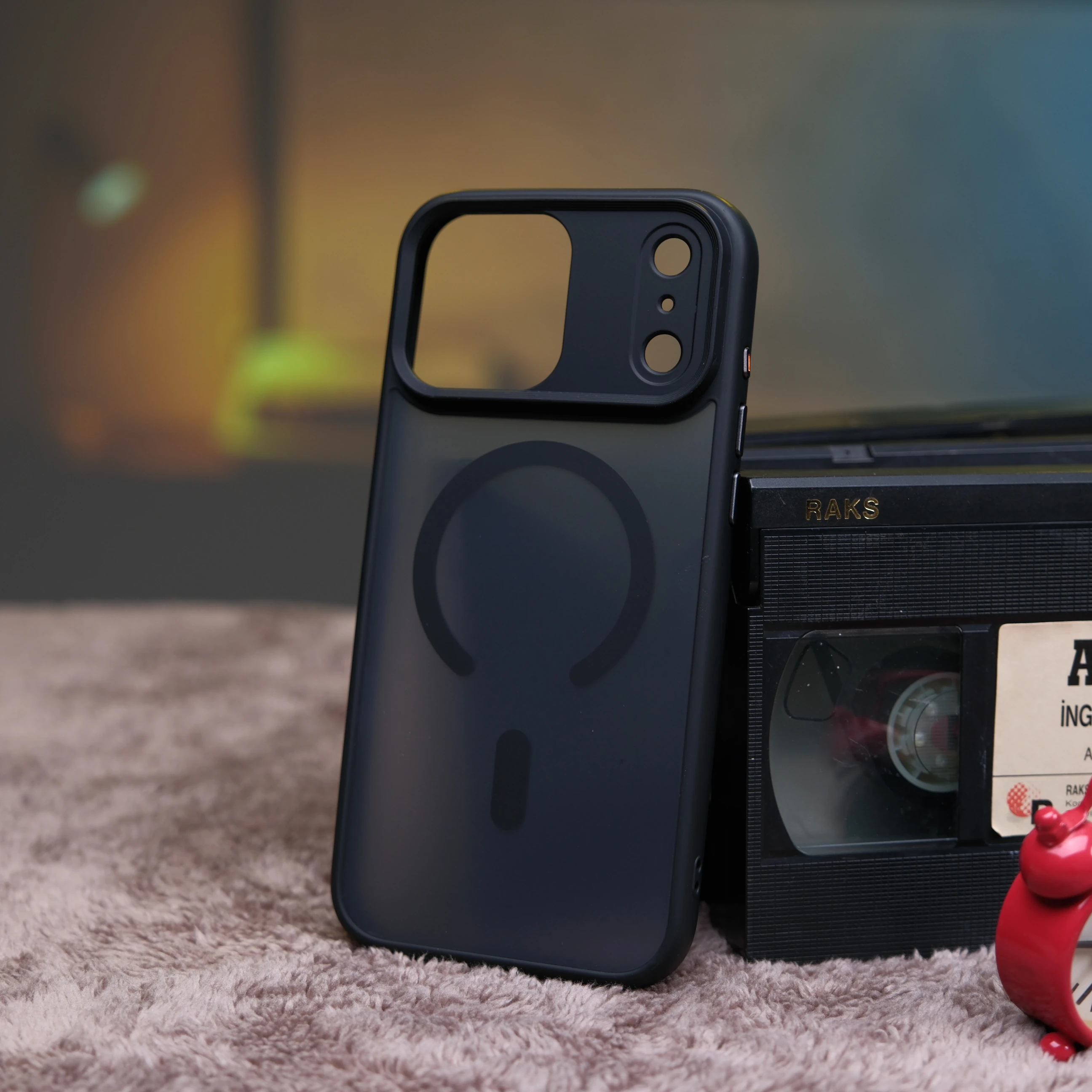 iPhone 16 Plus için Flet MagSafe'li Kılıf