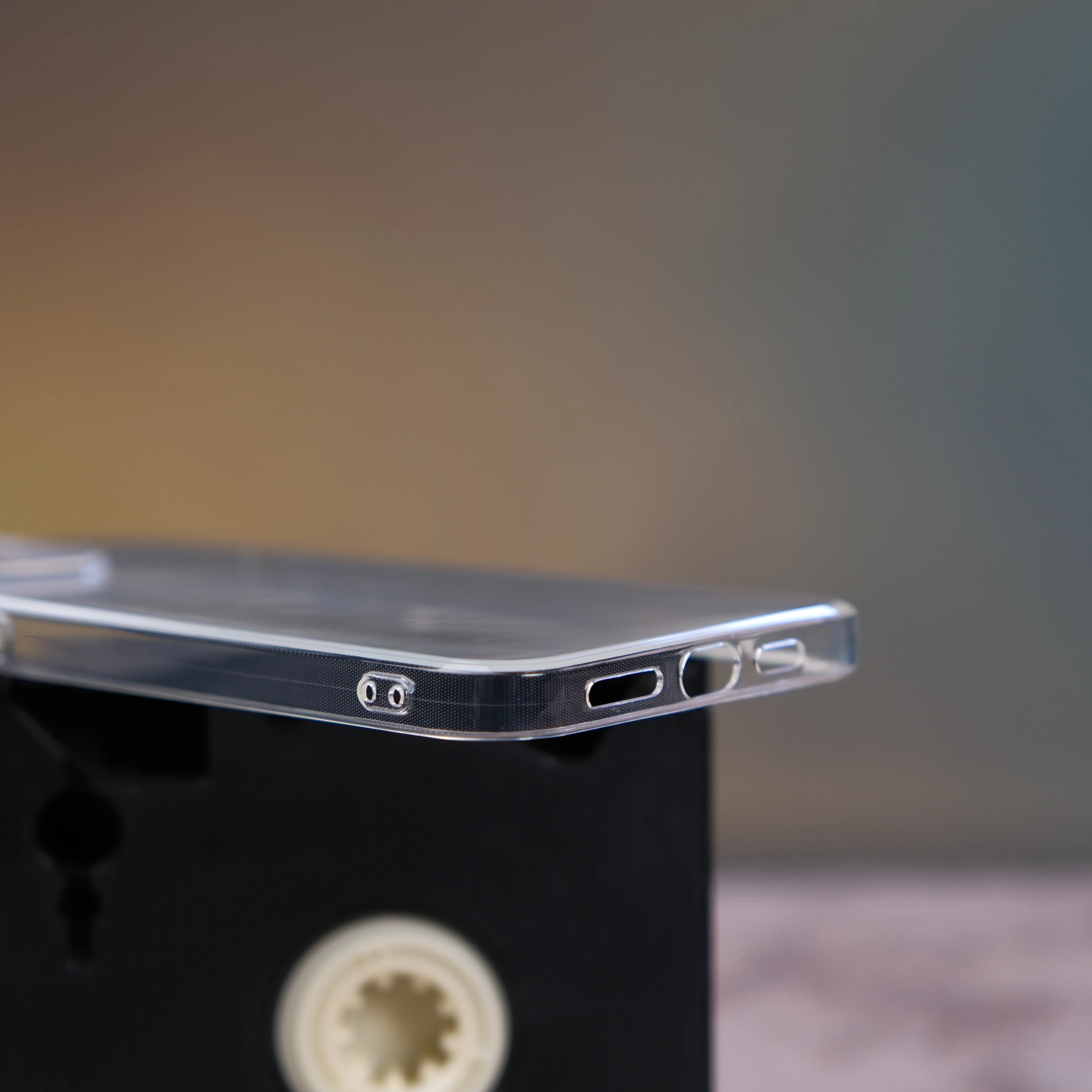 iPhone 13 Pro Max için Şeffaf Kılıf