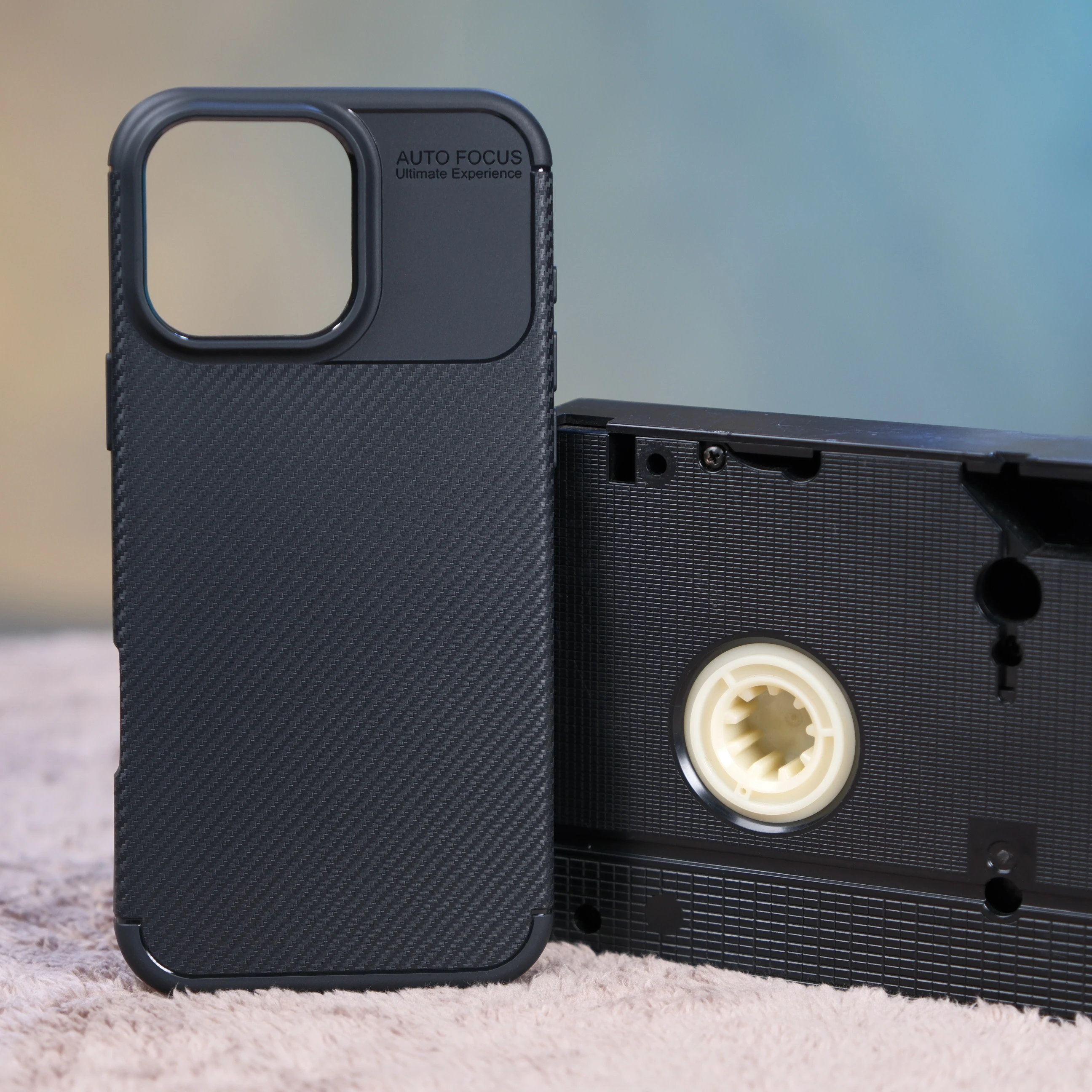 iPhone 13 Pro için Negro Kılıf