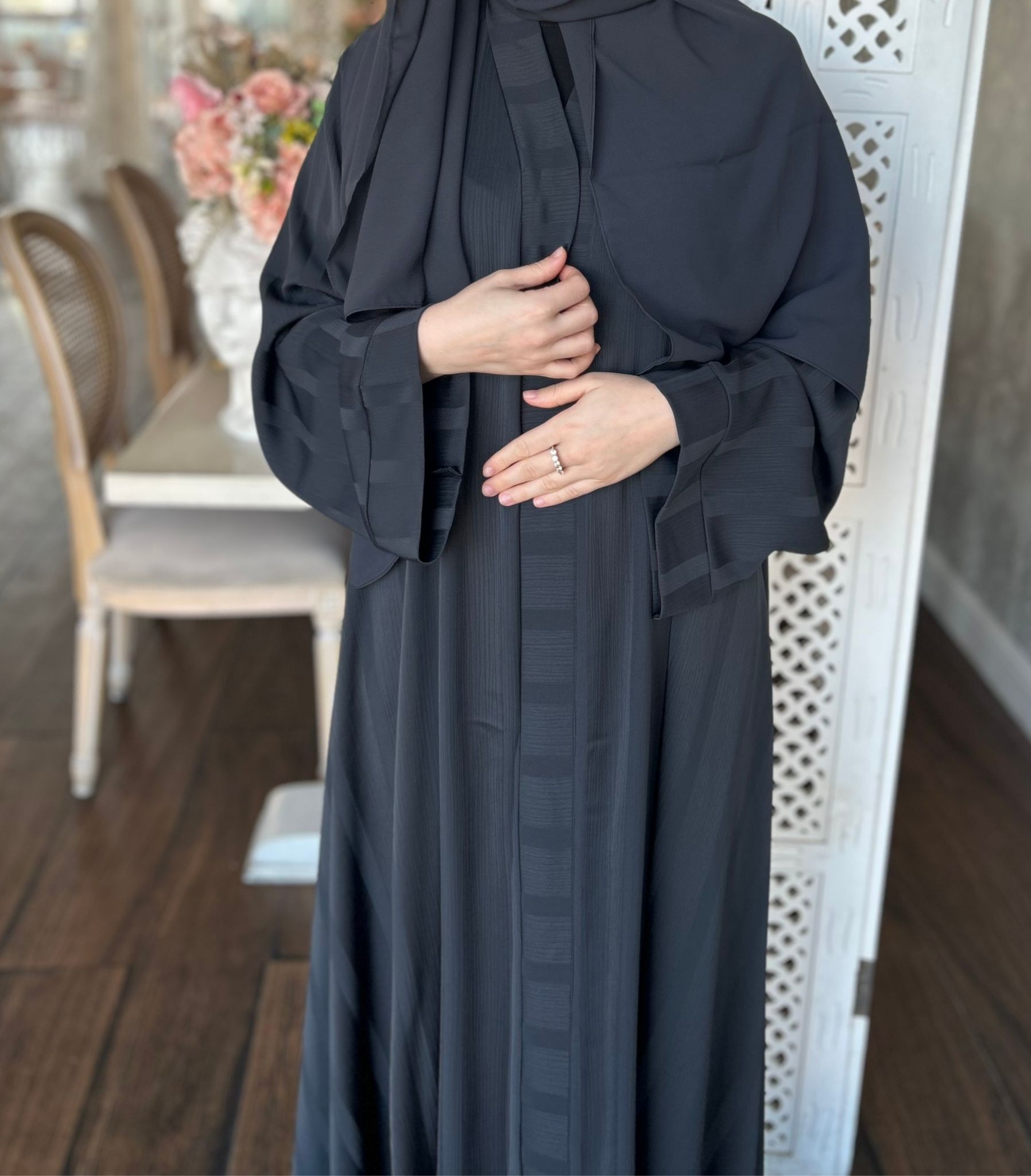 Katar Mevra Abaya