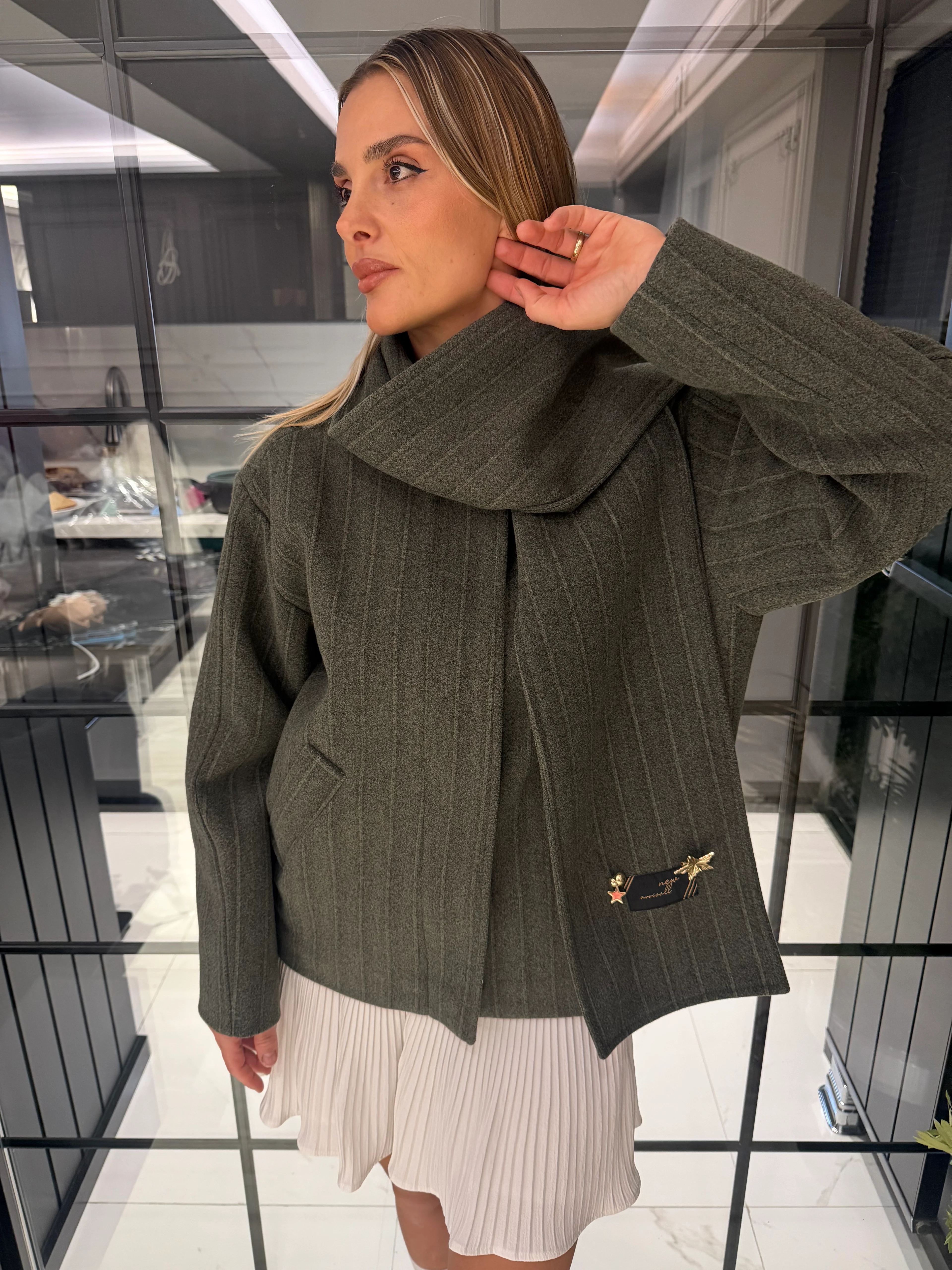 Şal Detaylı Haki Kaban 