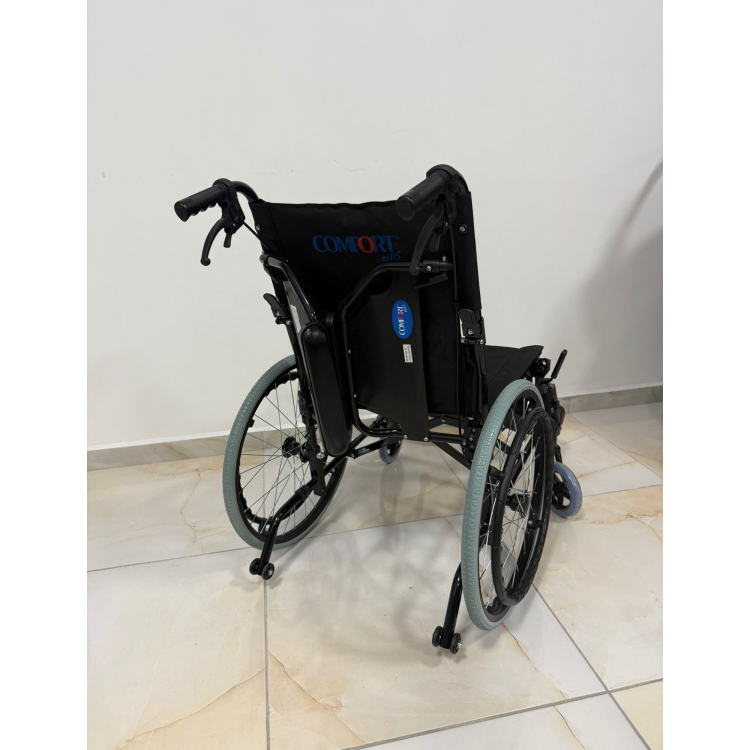 Comfort Plus DM-863-20 Özellikli Tekerlekli Sandalye