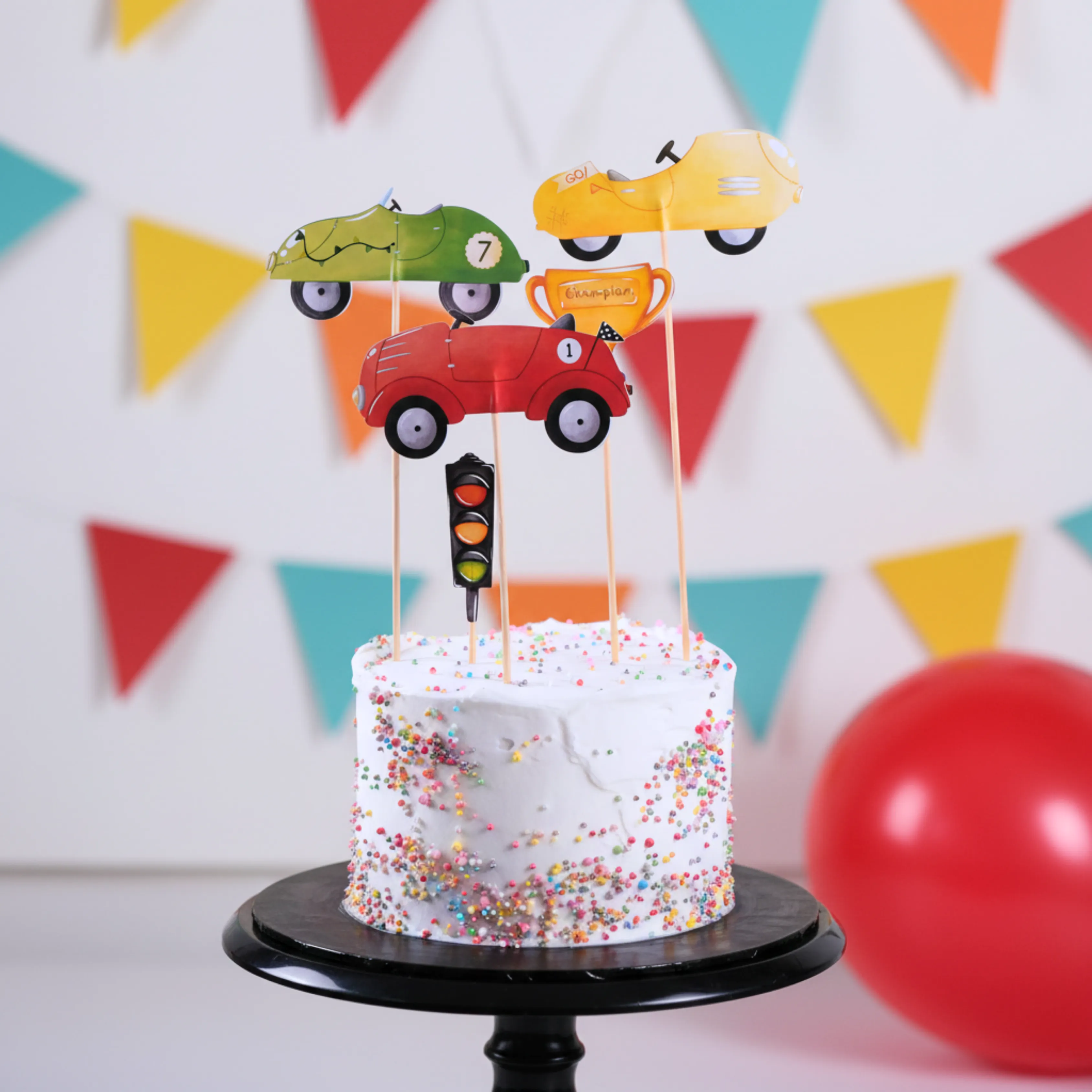 Arabalar Pasta Süsü Trafik Lambası ve Kupa - Cars Cake Topper Traffic Light and Cup