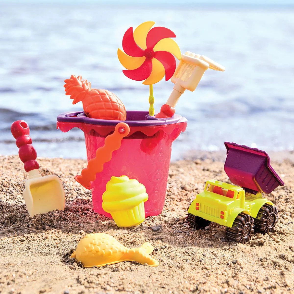 B. Toys - Mango Plaj Seti