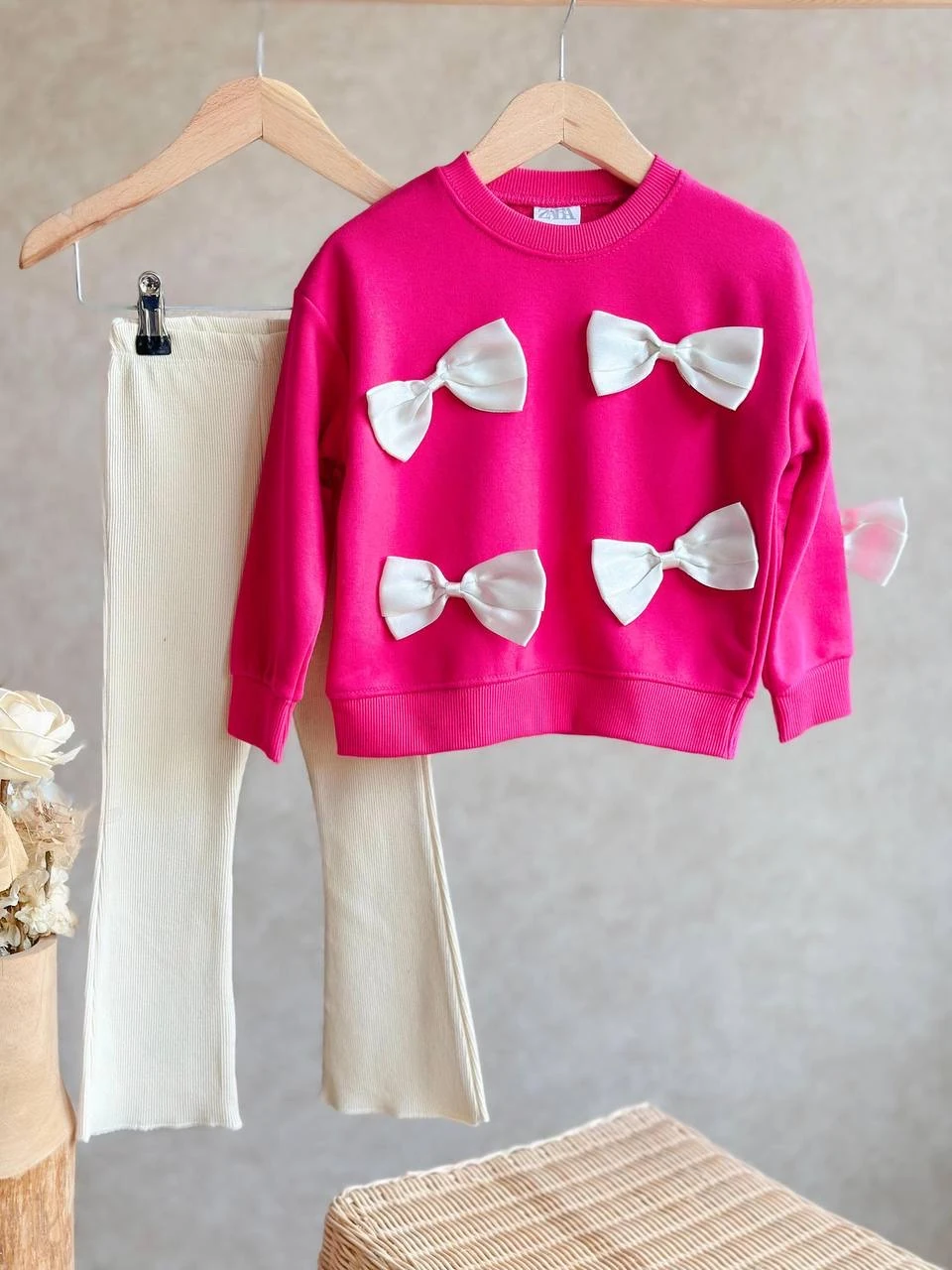 KURDELA DETAYLI KIZ TAKIM