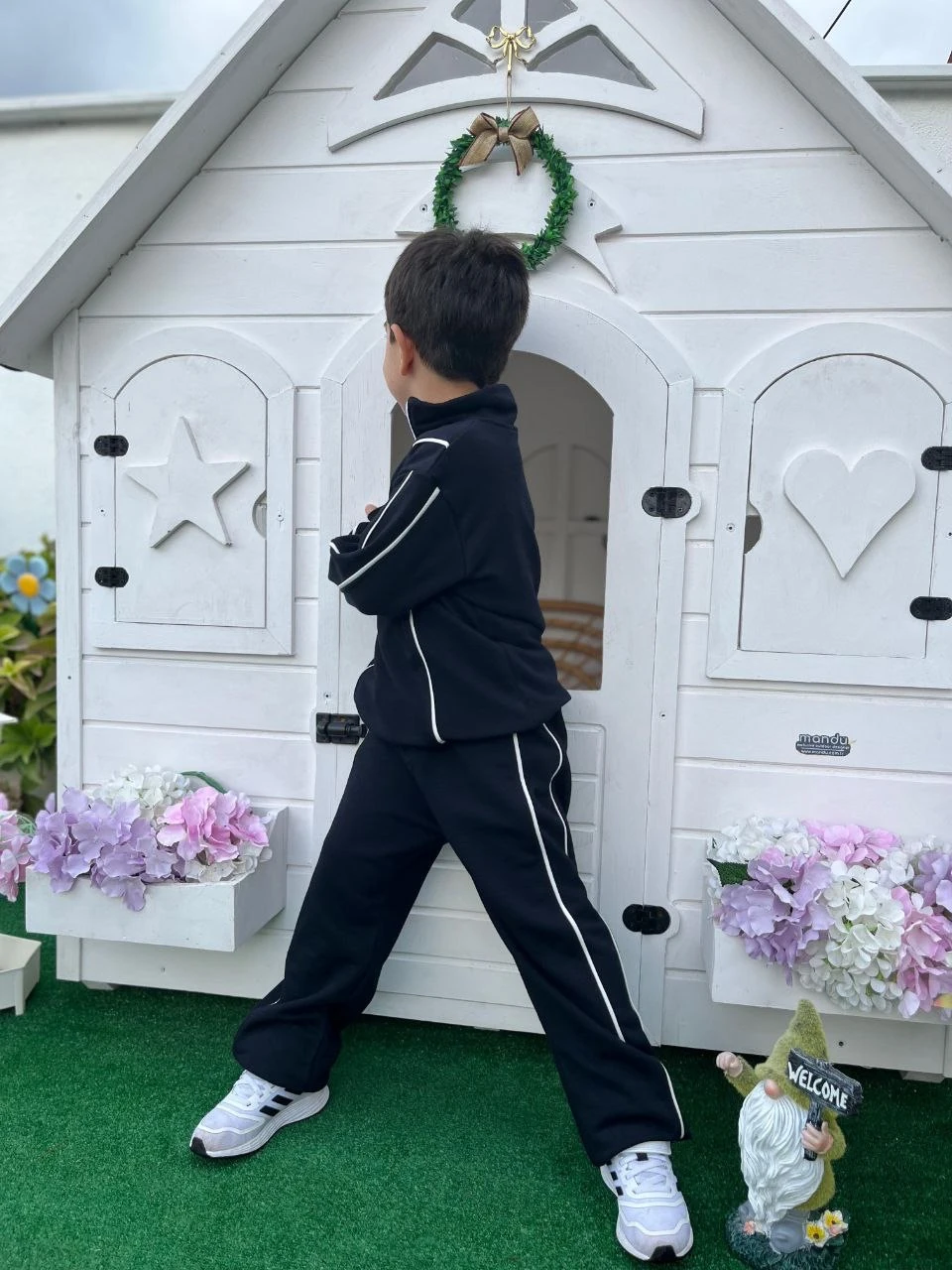 YARIM FERMUARLI ÇİZGİ DETAY ERKEK TAKIM 