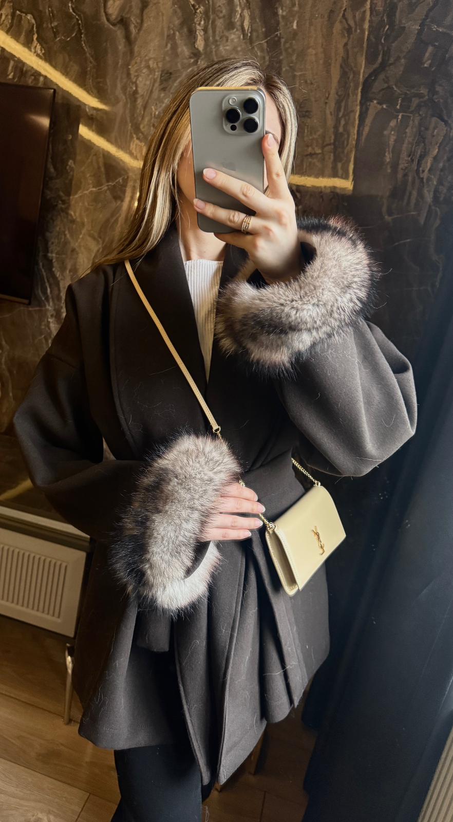 Kürk Detaylı Acı Kahve Kaban