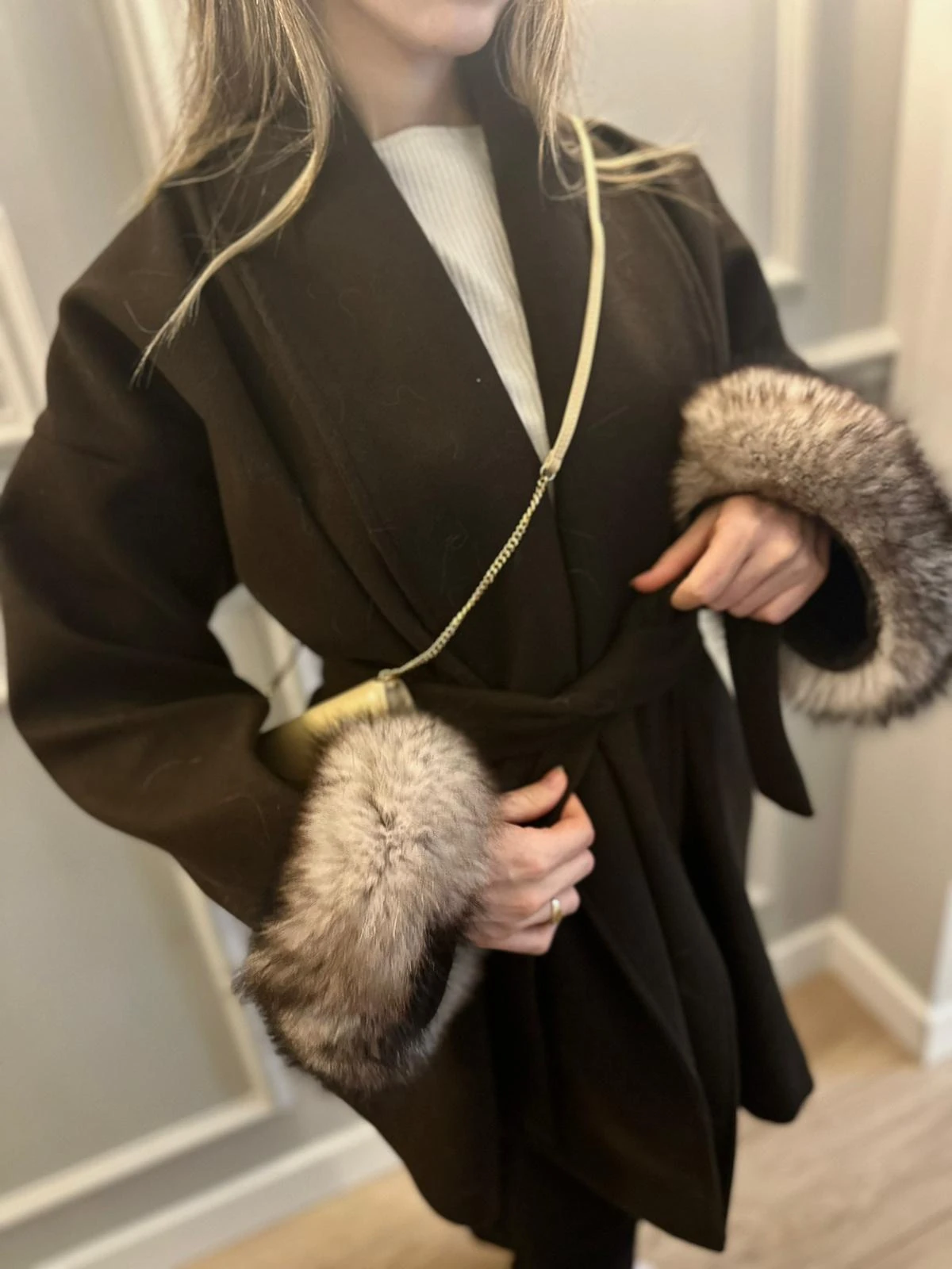 Kürk Detaylı Acı Kahve Kaban