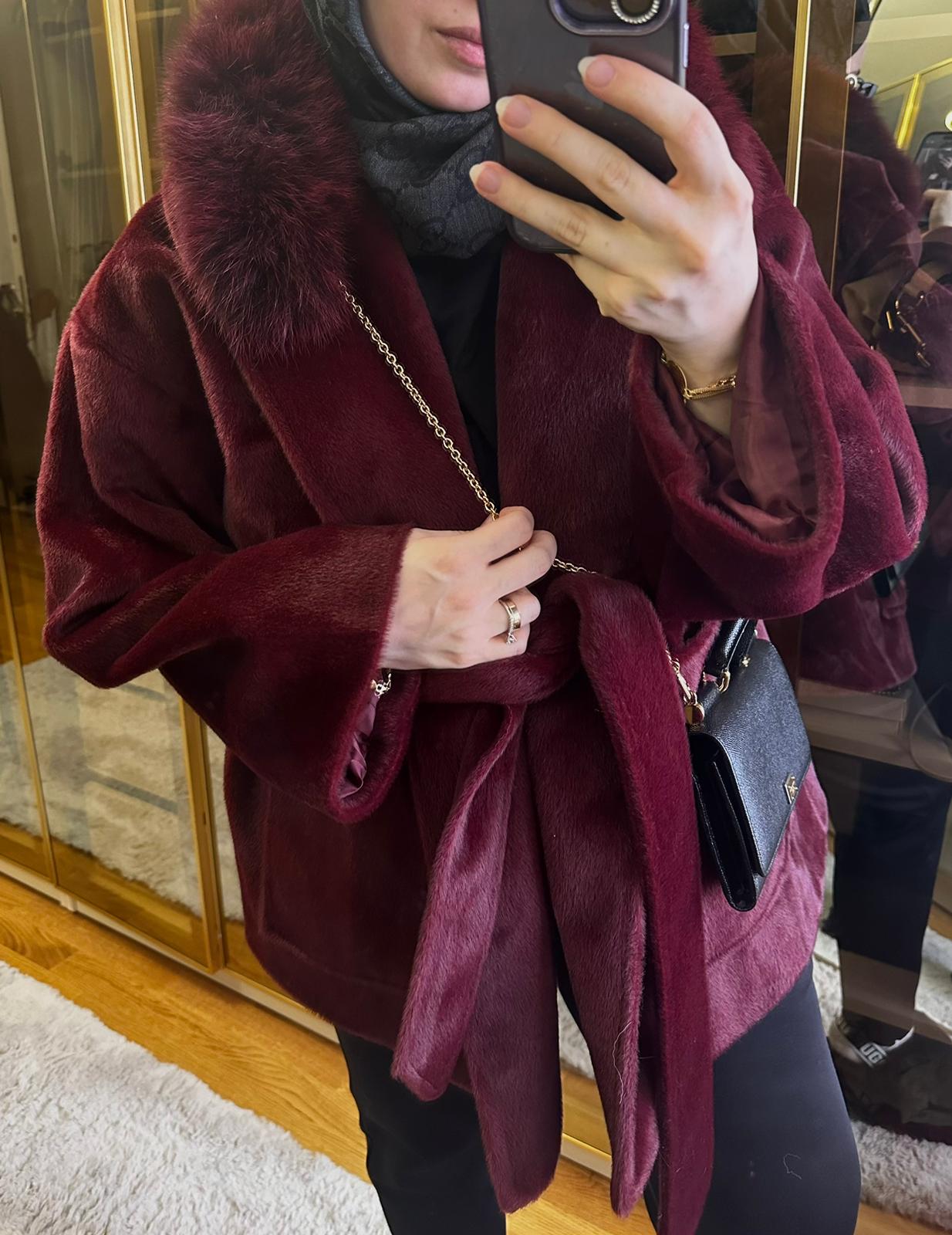 Bordo Kürk Detaylı Tay Tüyü Kaban