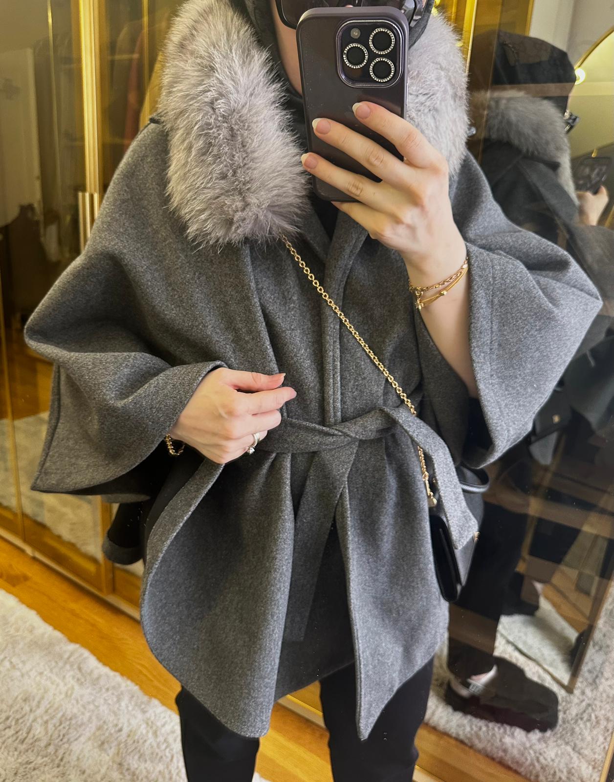 Kürk Detaylı Gri Pelerin