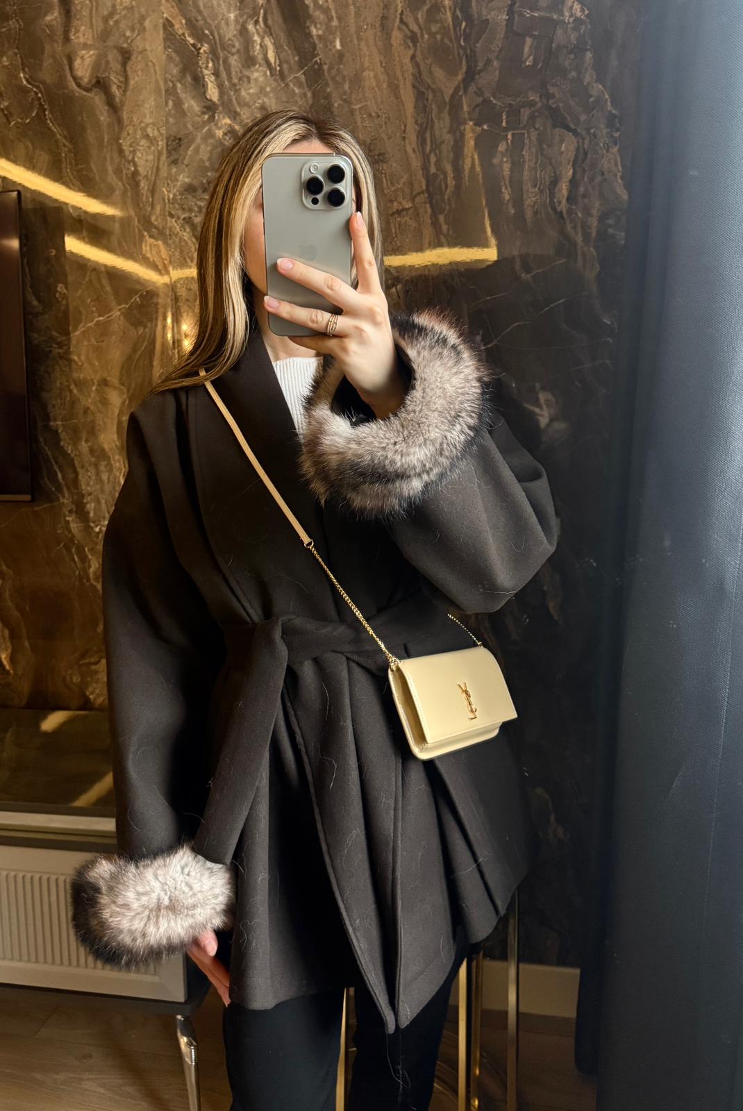 Kürk Detaylı Acı Kahve Kaban