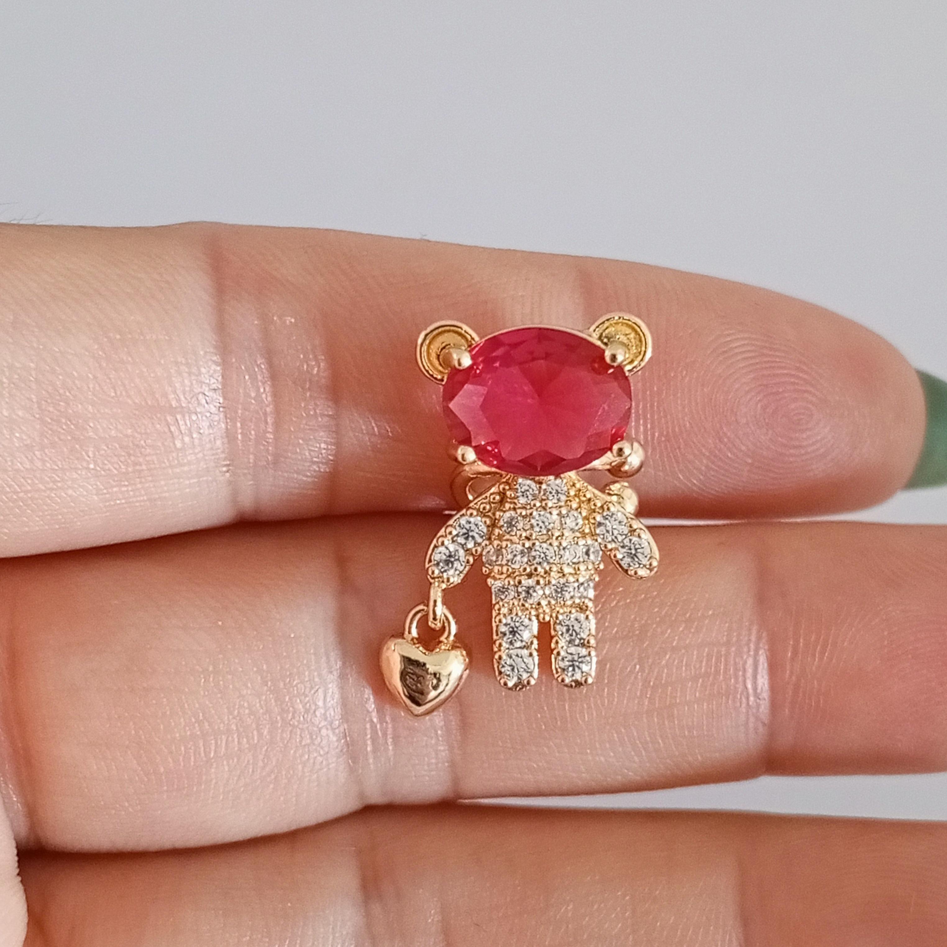 Pirinç Fuşya Zirkon Taşlı Ayıcıklı Kıkırdak Küpe 