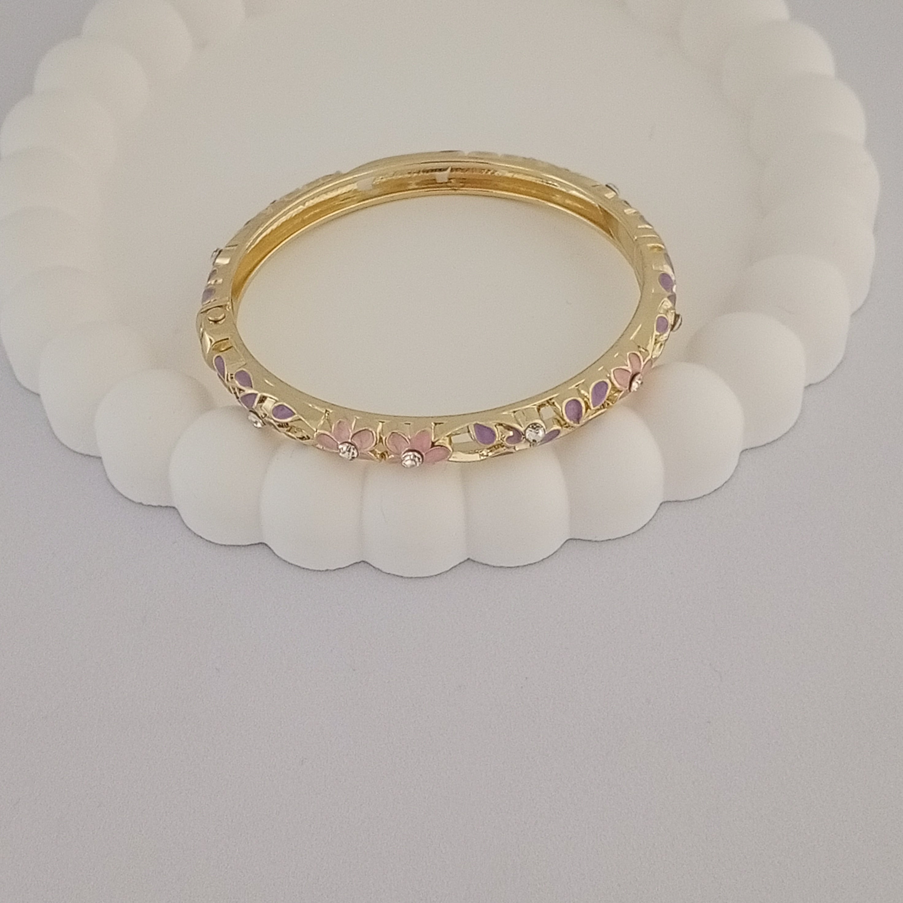 Pirinç Gold Zirkon Taşlı Mineli Kelepçe Bileklik 