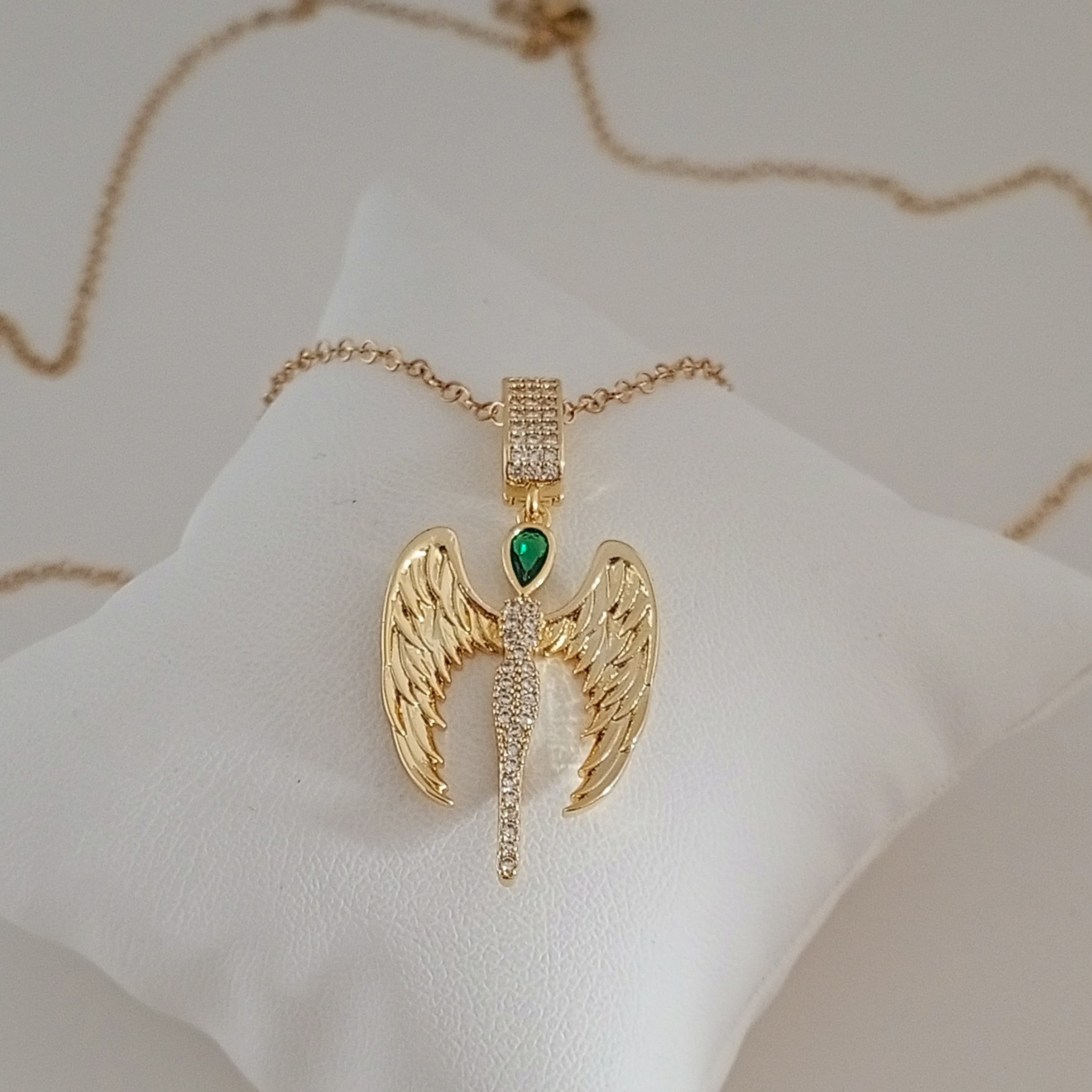 Pirinç Gold Zirkon Taşlı Melek Kolye 