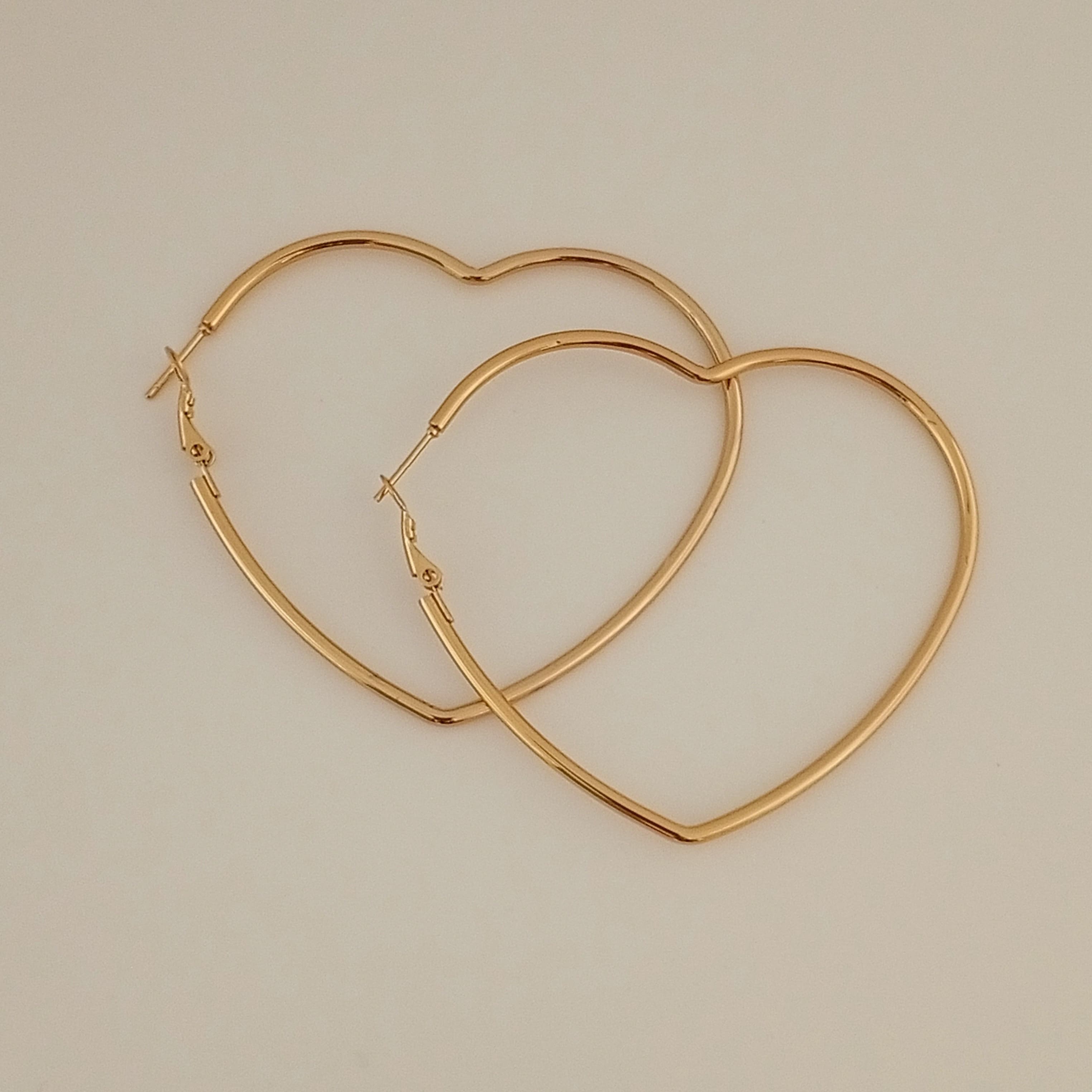 Çelik Gold Kalpli Küpe 6cm