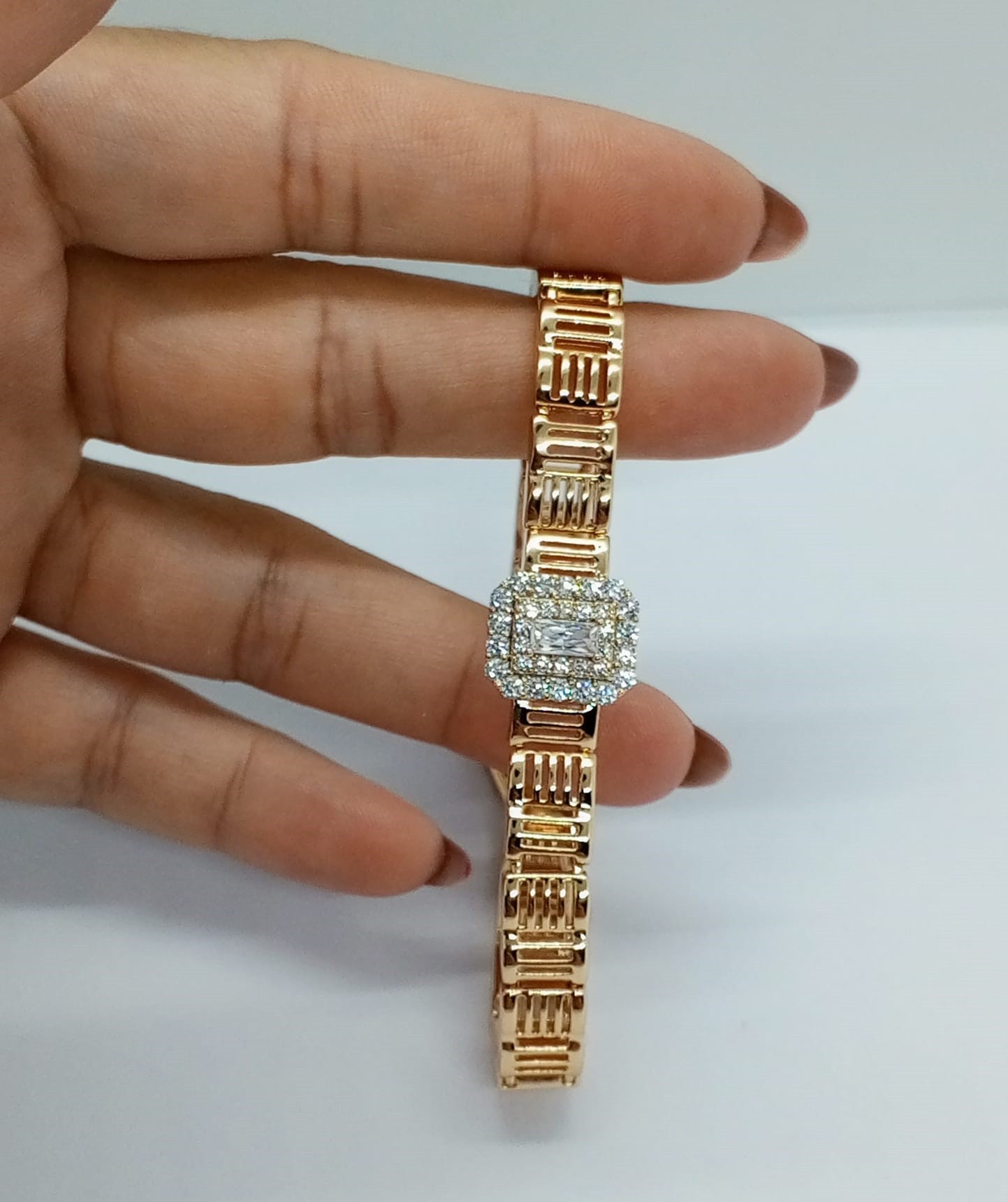 XUPIİNG JEWELRY Baget Zirkon Taşlı Rose Gold   Bileklik