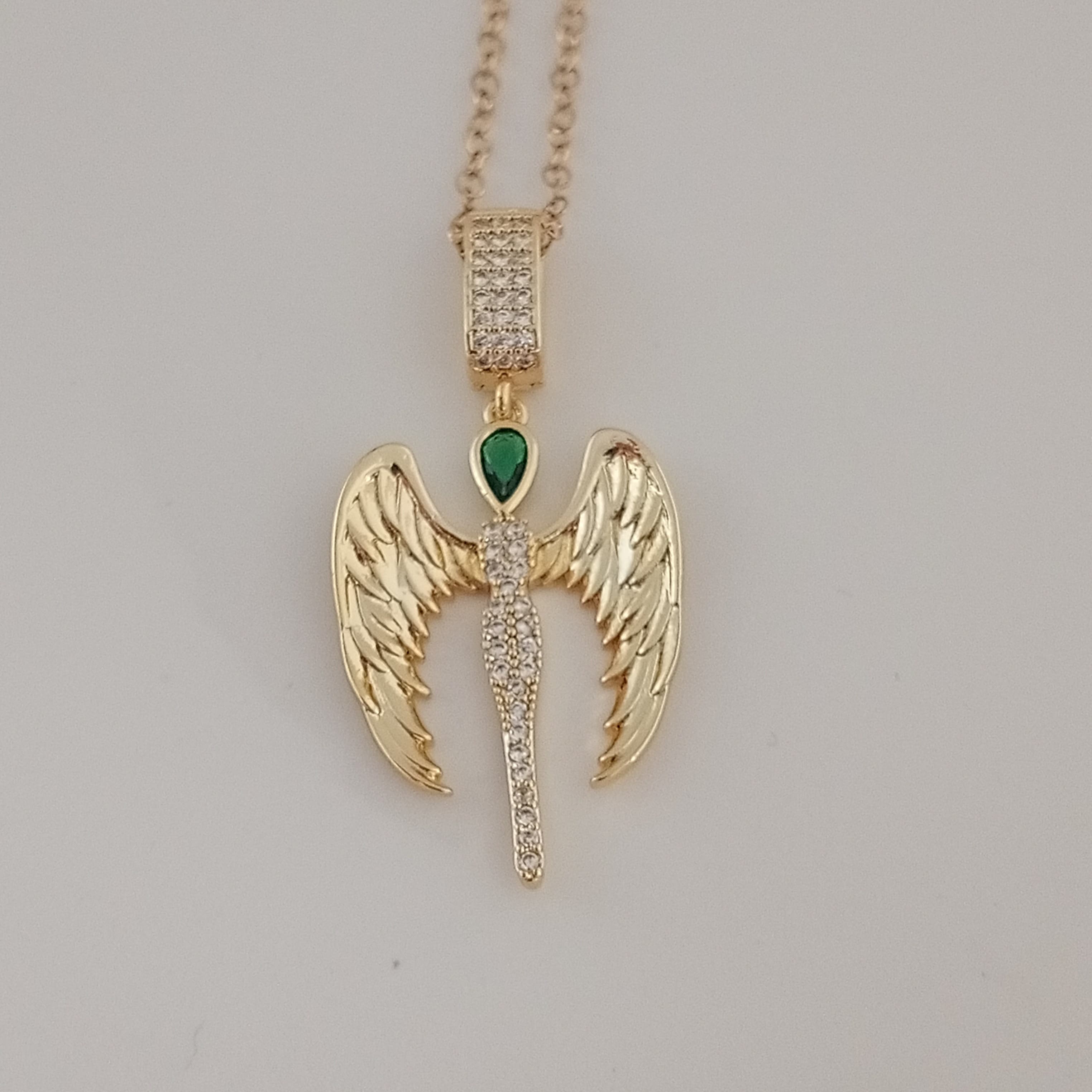 Pirinç Gold Zirkon Taşlı Melek Kolye 