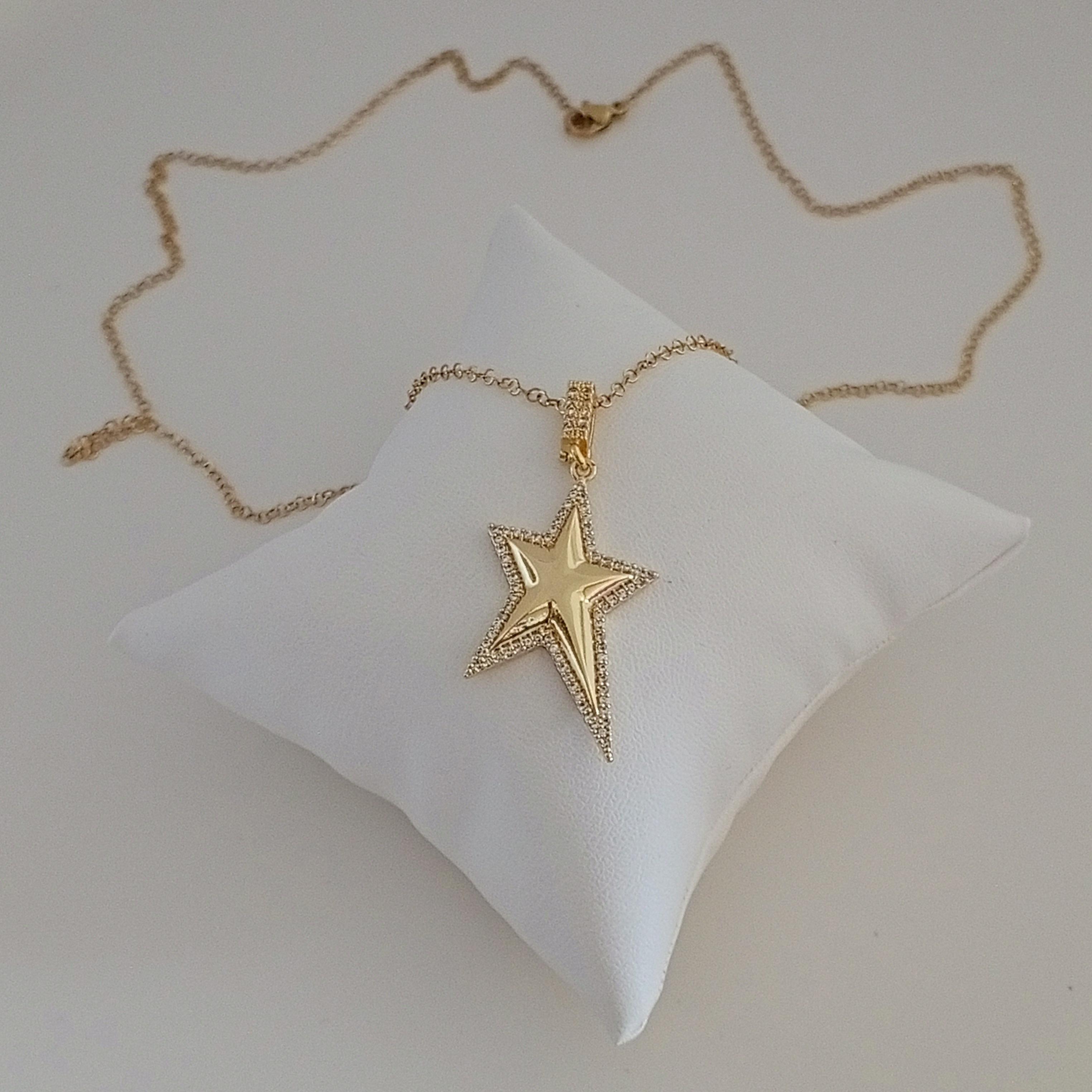 Gold Pirinç Zirkon Taşlı Yıldız Kolye 