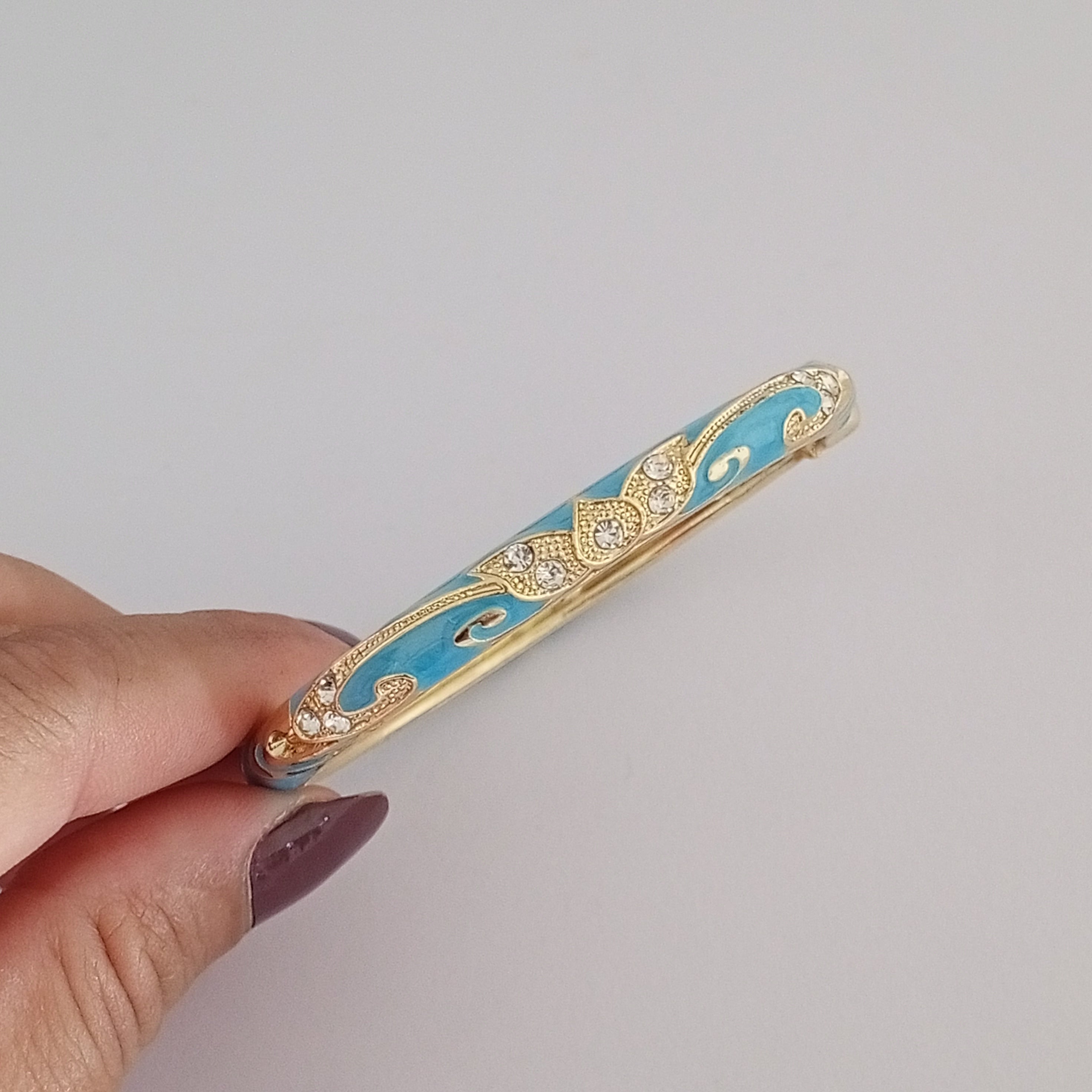 Pirinç Gold Zirkon Taşlı Mineli Kelepçe Bileklik 