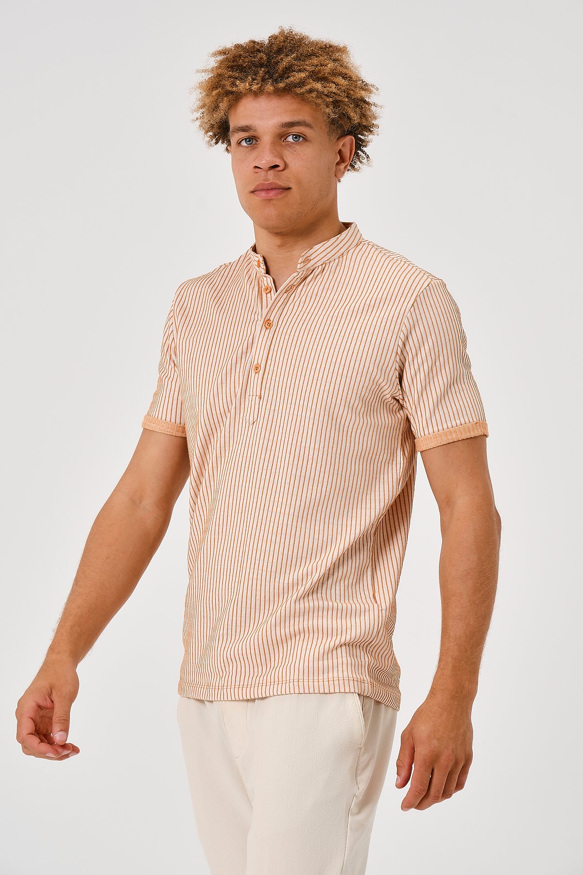 2301294703 SLIM FIT HAKİM YAKA T-SHIRT