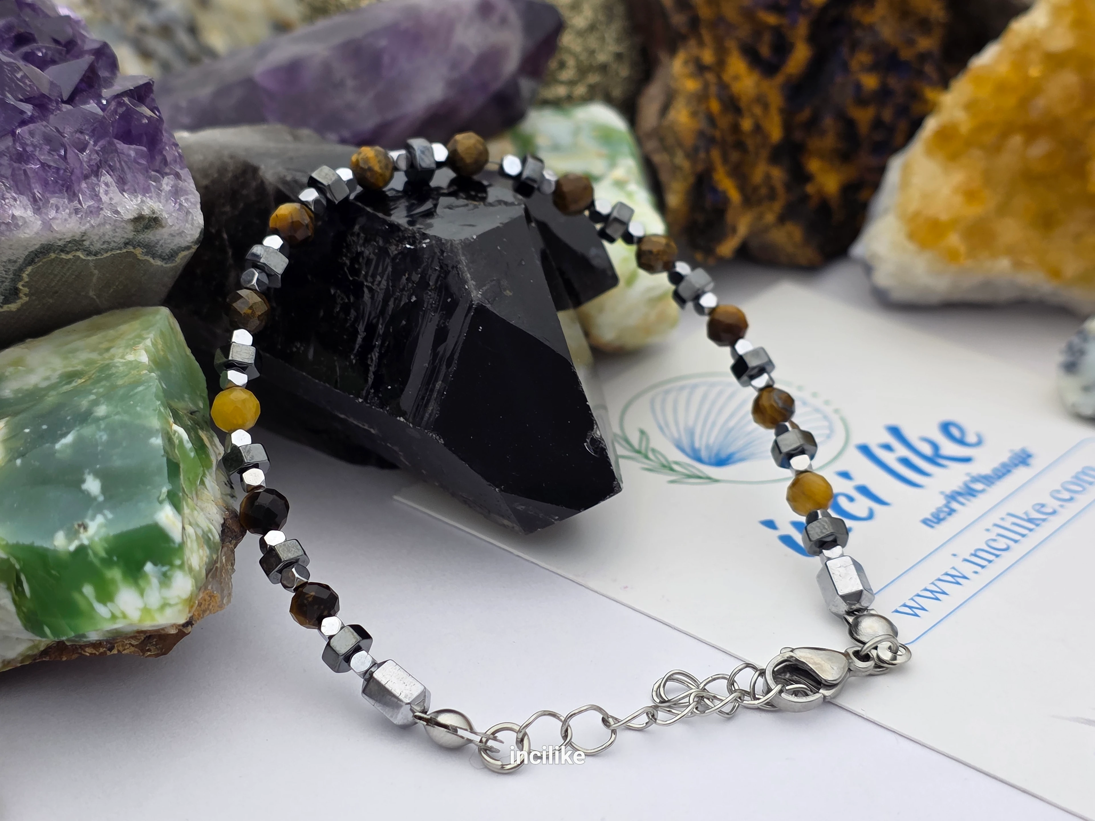 İncilike Kaplan Gözü Fasetli Küre Kesim,  ve Hematitli Erkek / Kadın Bileklik Çelik Aparatlı 