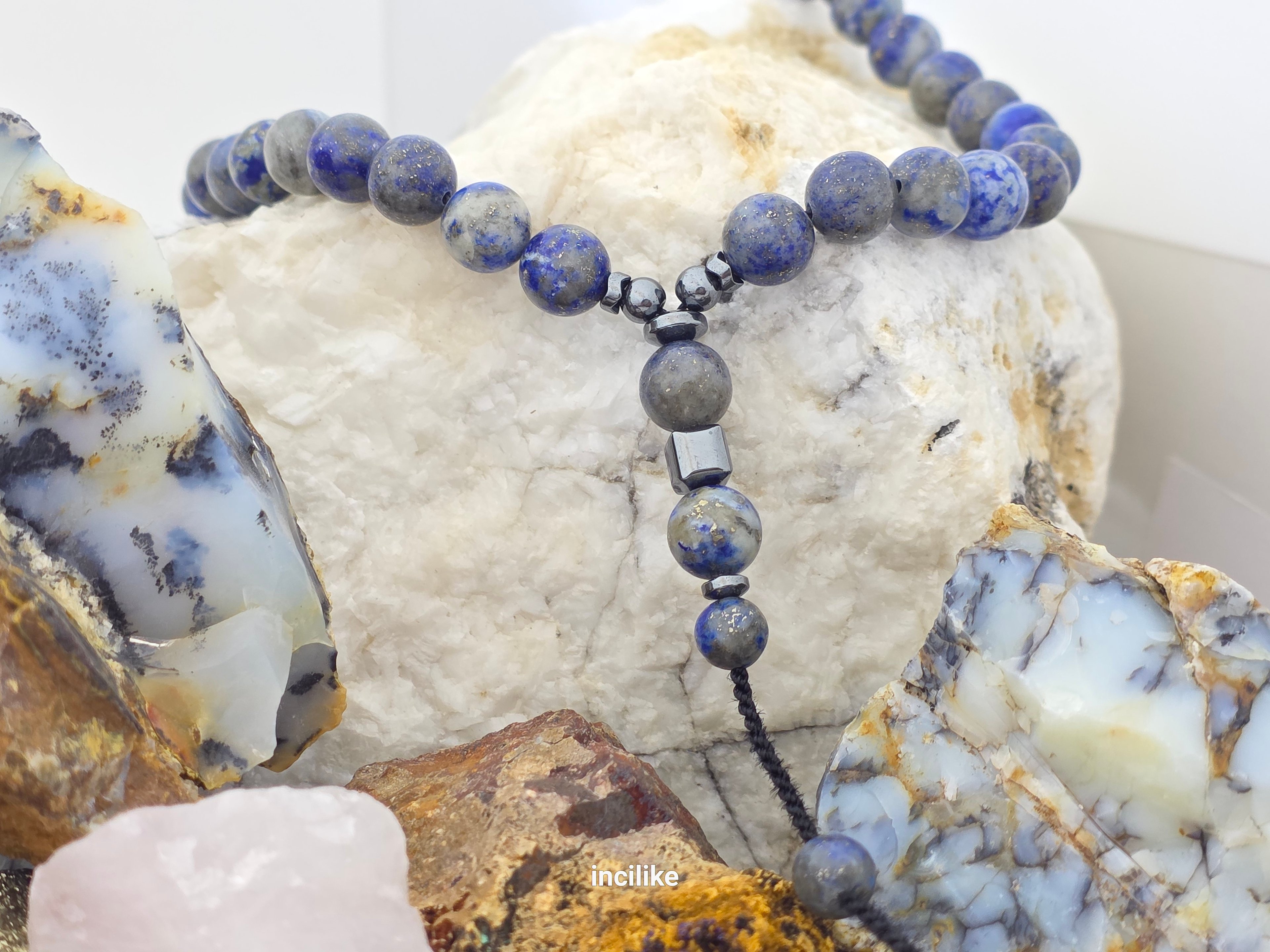 İncilike Tesbih Lapis Lazuli ( Bilgelik taşı)  ve Hematit 8 mm