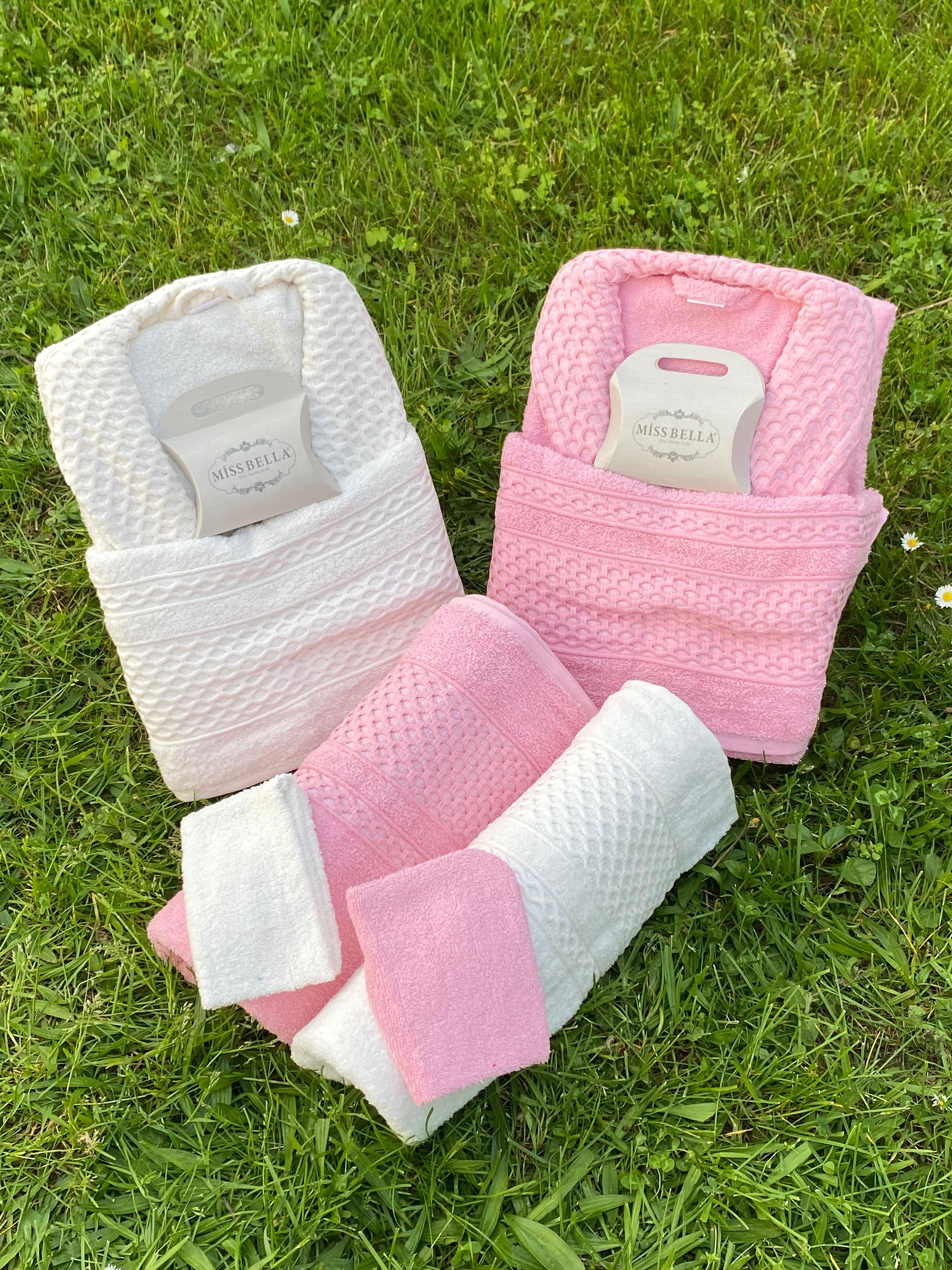PEMBE / KREM