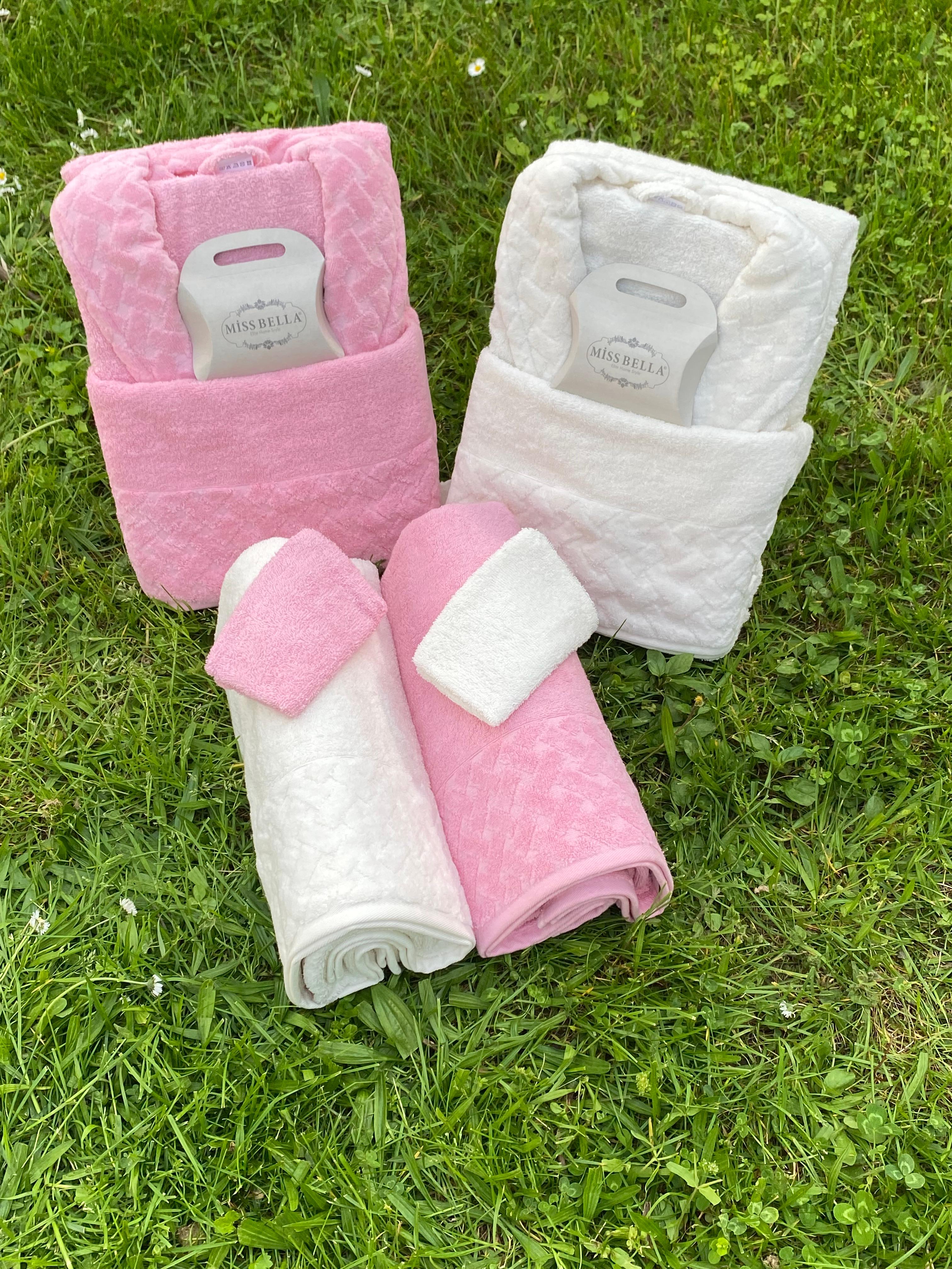 PEMBE / KREM